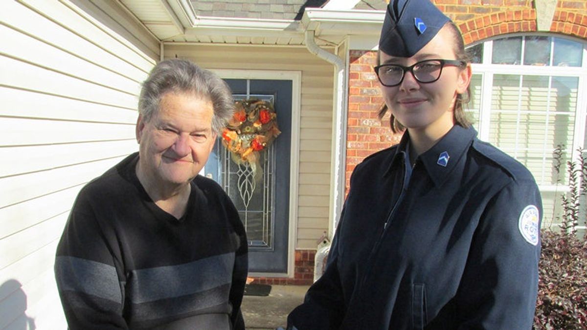 Thompson ROTC, Silver Creek honor veterans