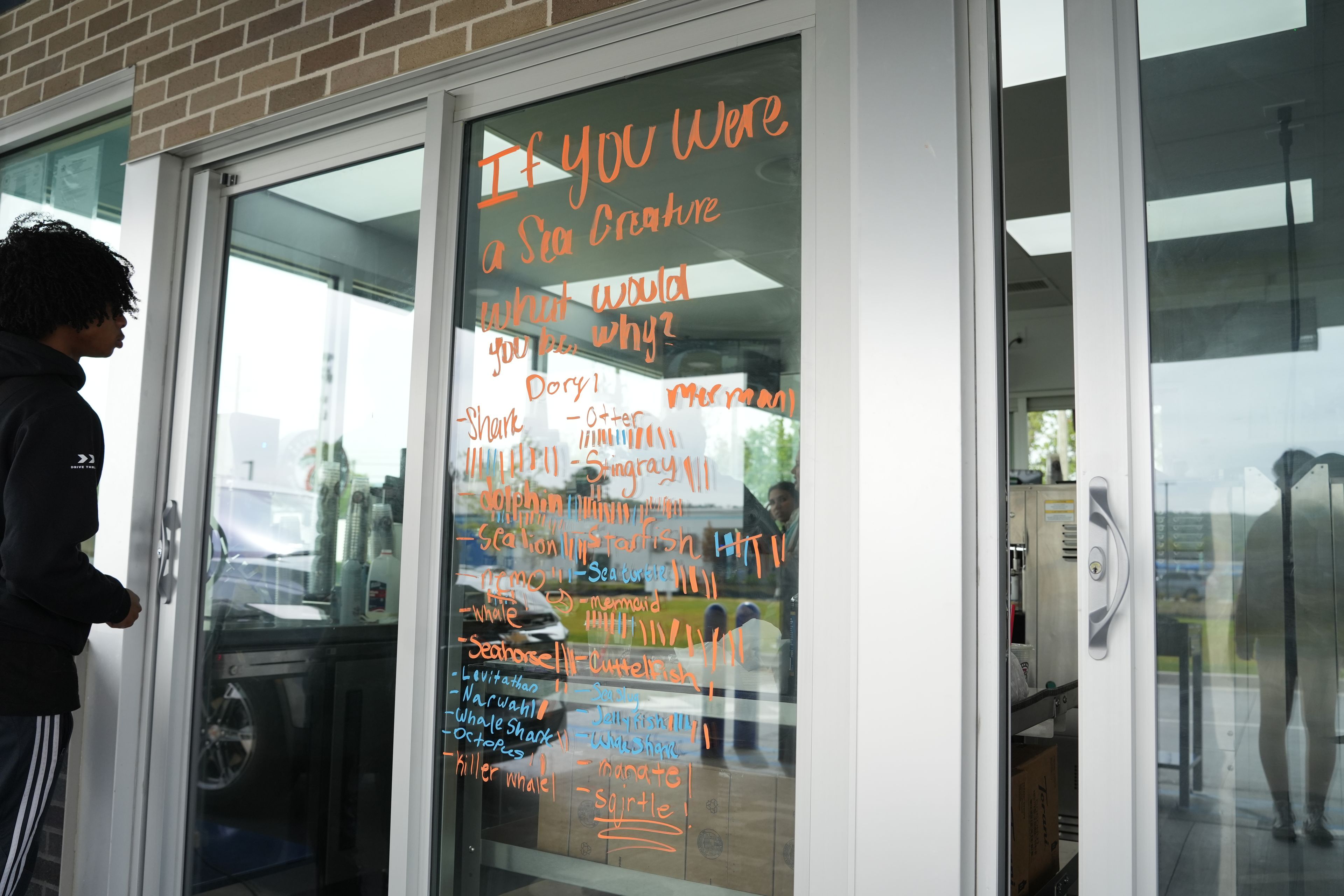 Highway 280 sees new 7 Brew open for business