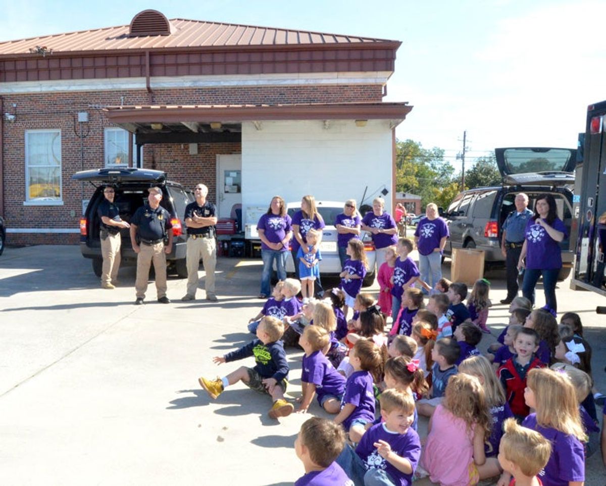 Preschoolers participate in Community Helpers Week