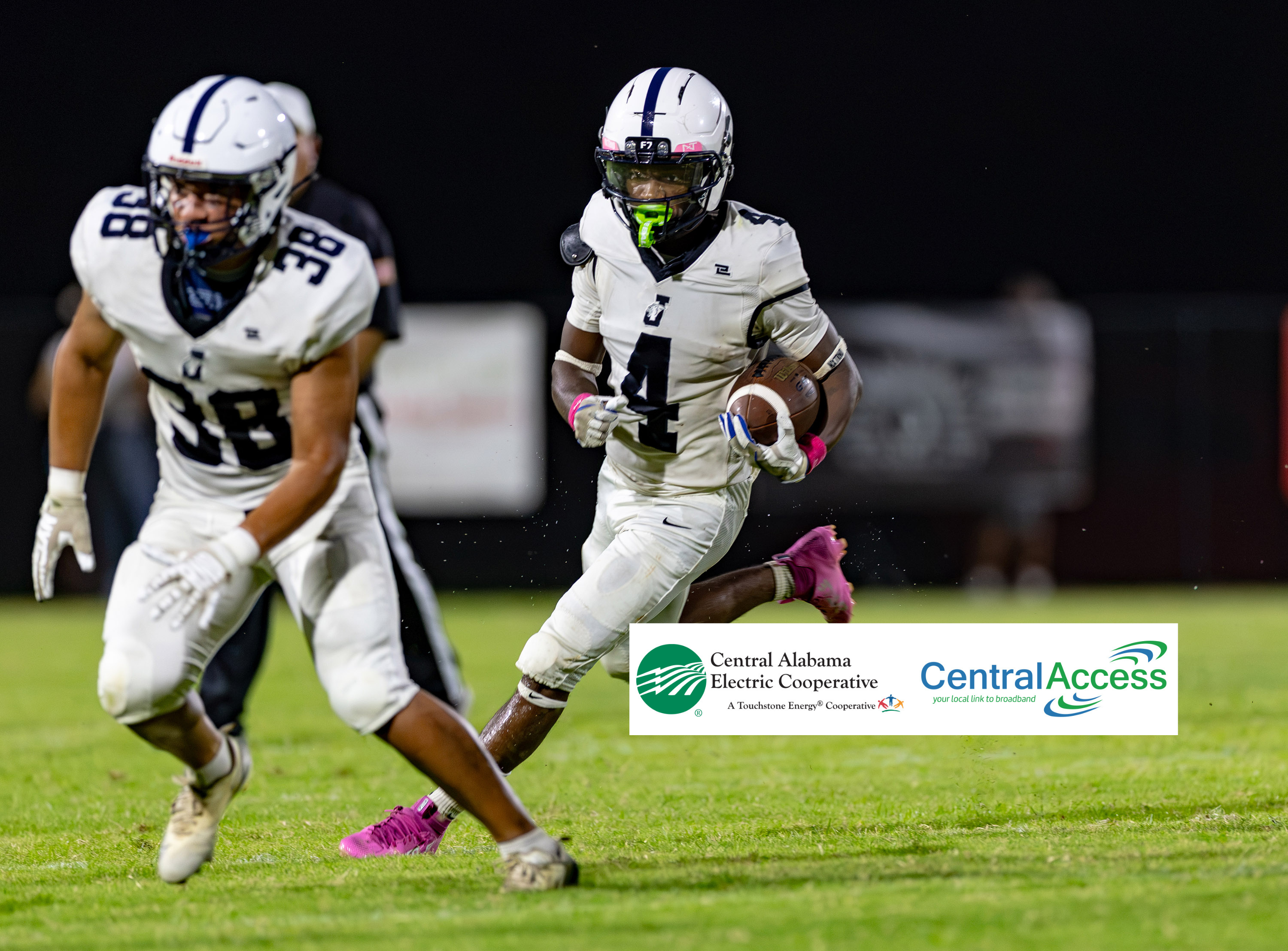 Jemison gets massive road win at St. James behind Davisâ three TDs