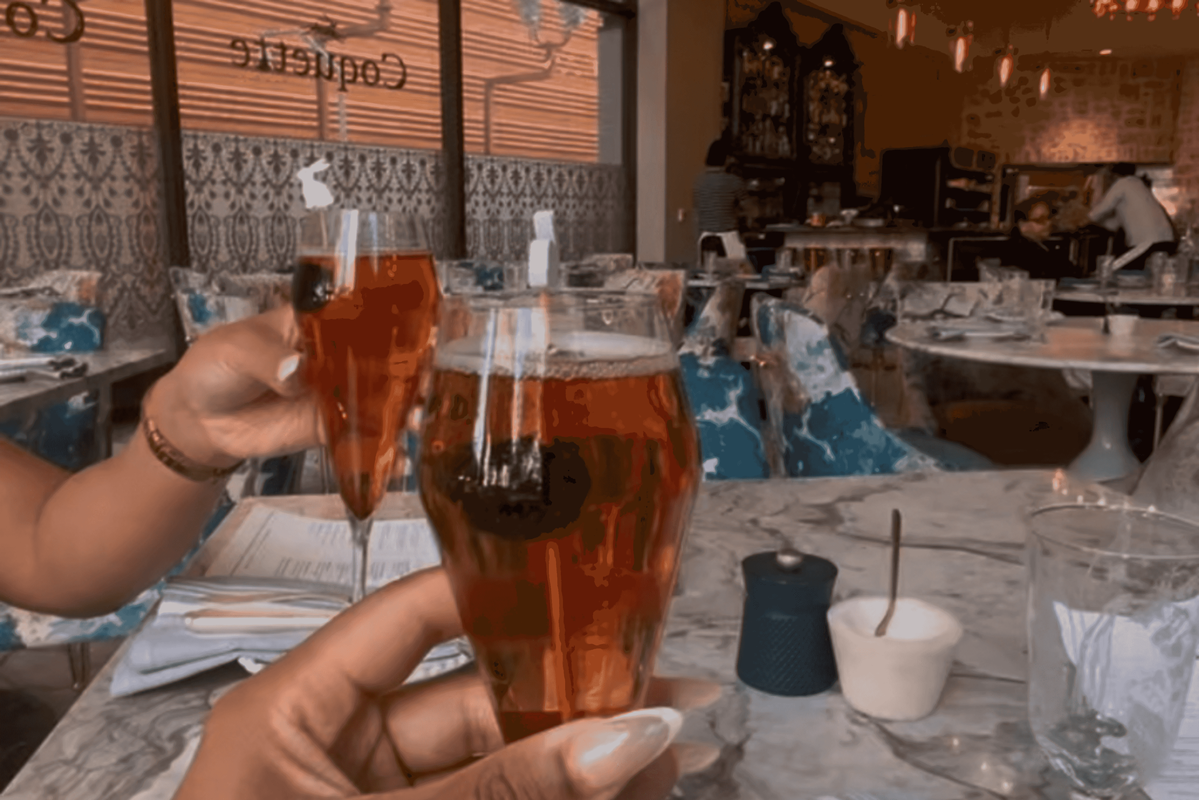 AUBERGE 別注 VINCENT&MIA BIG CHARLOTTE 40 Auberge Du Vin, a