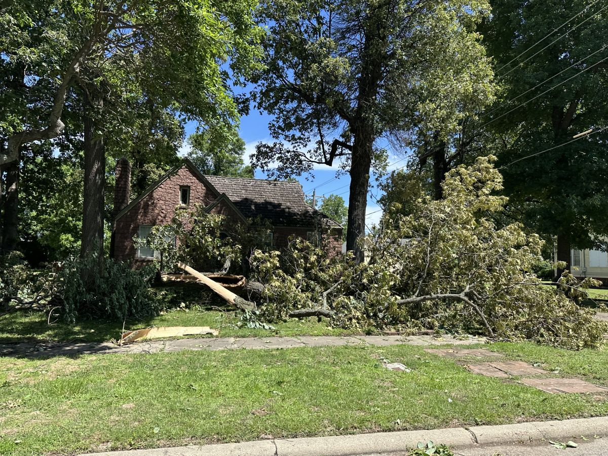 Missouri governor seeks federal aid as recovery continues af...