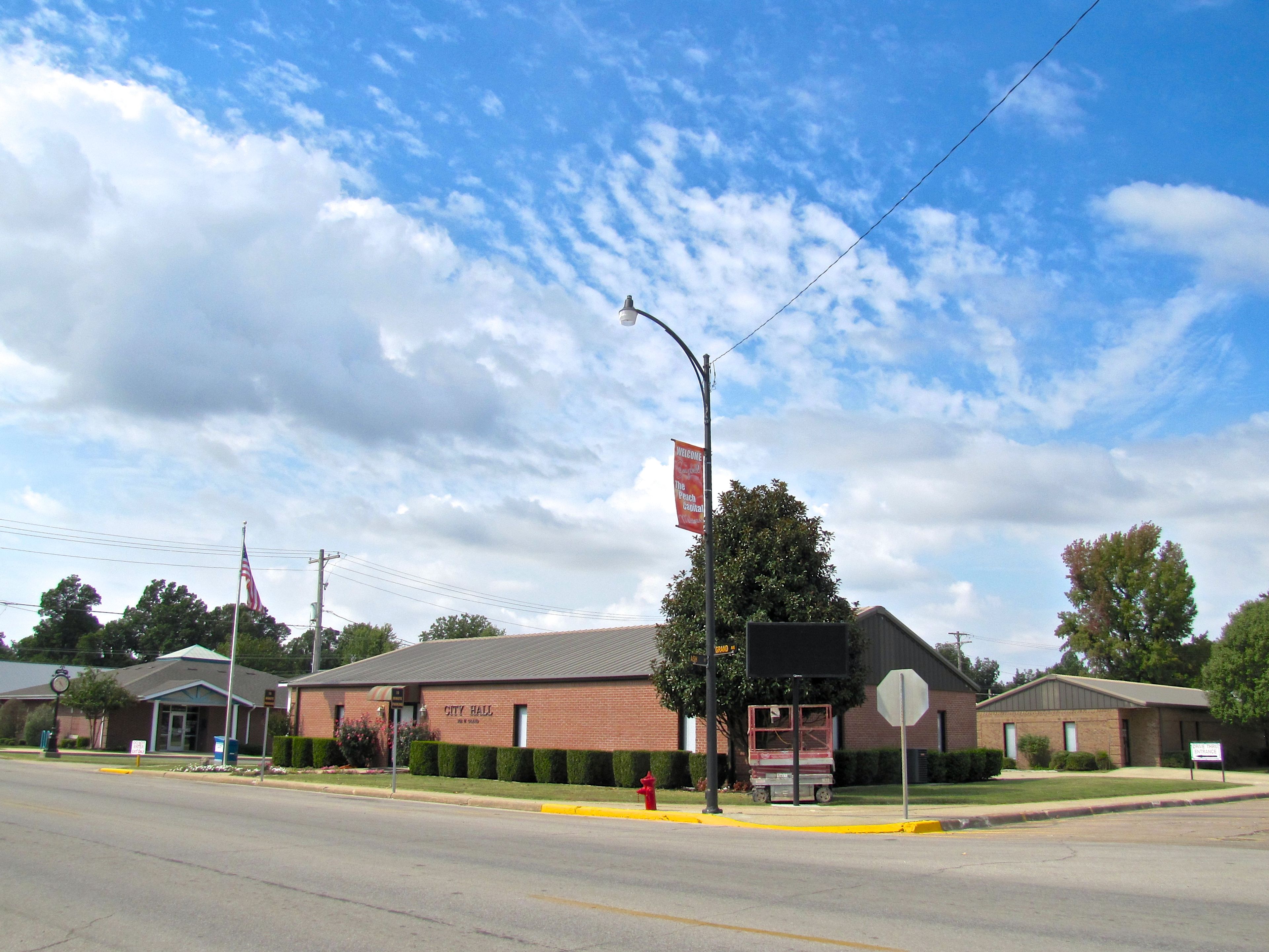 Campbell City Council terminates Jay’s Corner Store lease over alleged synthetic drug sales to minors - home hero image