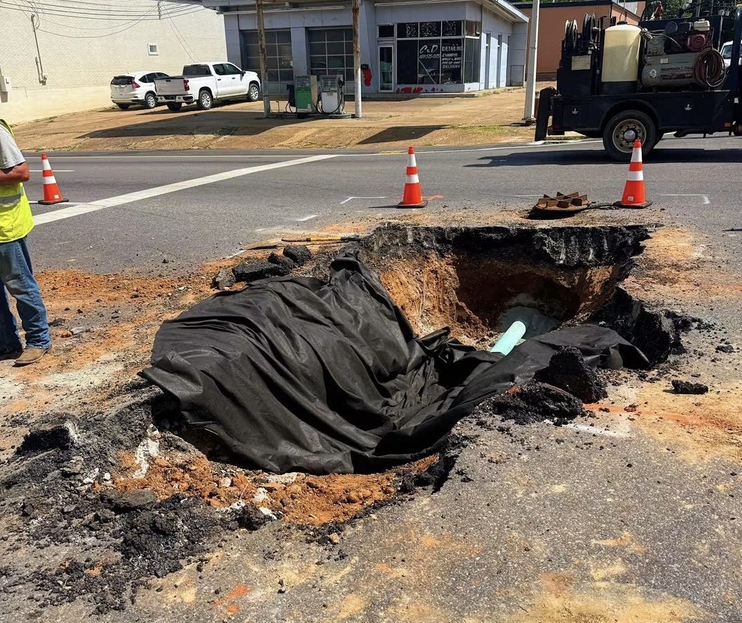 Beacon Street at Pecan Avenue to close for utility repairs