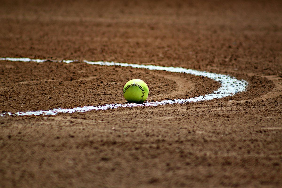 Leake softball wins 2 of 3 to start season
