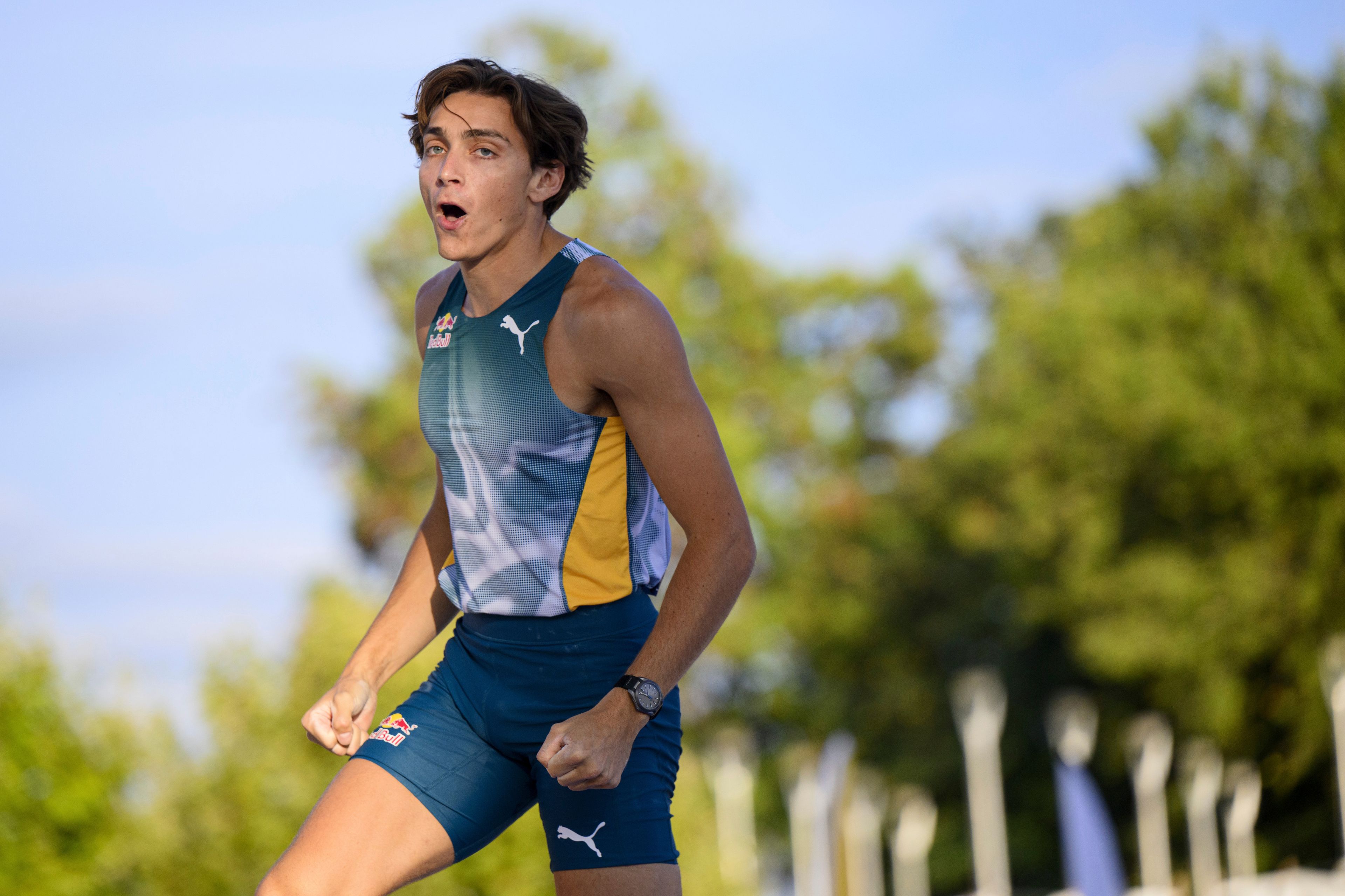 Armand Duplantis, of Sweden competes during the men's pole vault competition at the World Athletics Diamond League Athletissima City event athletics meeting, in Lausanne, Switzerland, Wednesday, Aug. 21, 2024. (Jean-Christophe Bott/Keystone via AP)