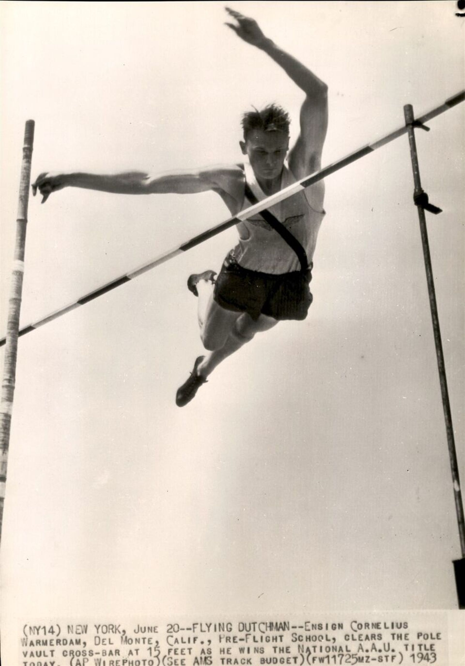 Warmerdam vaulting 15' to win the AAU Championships in 1943