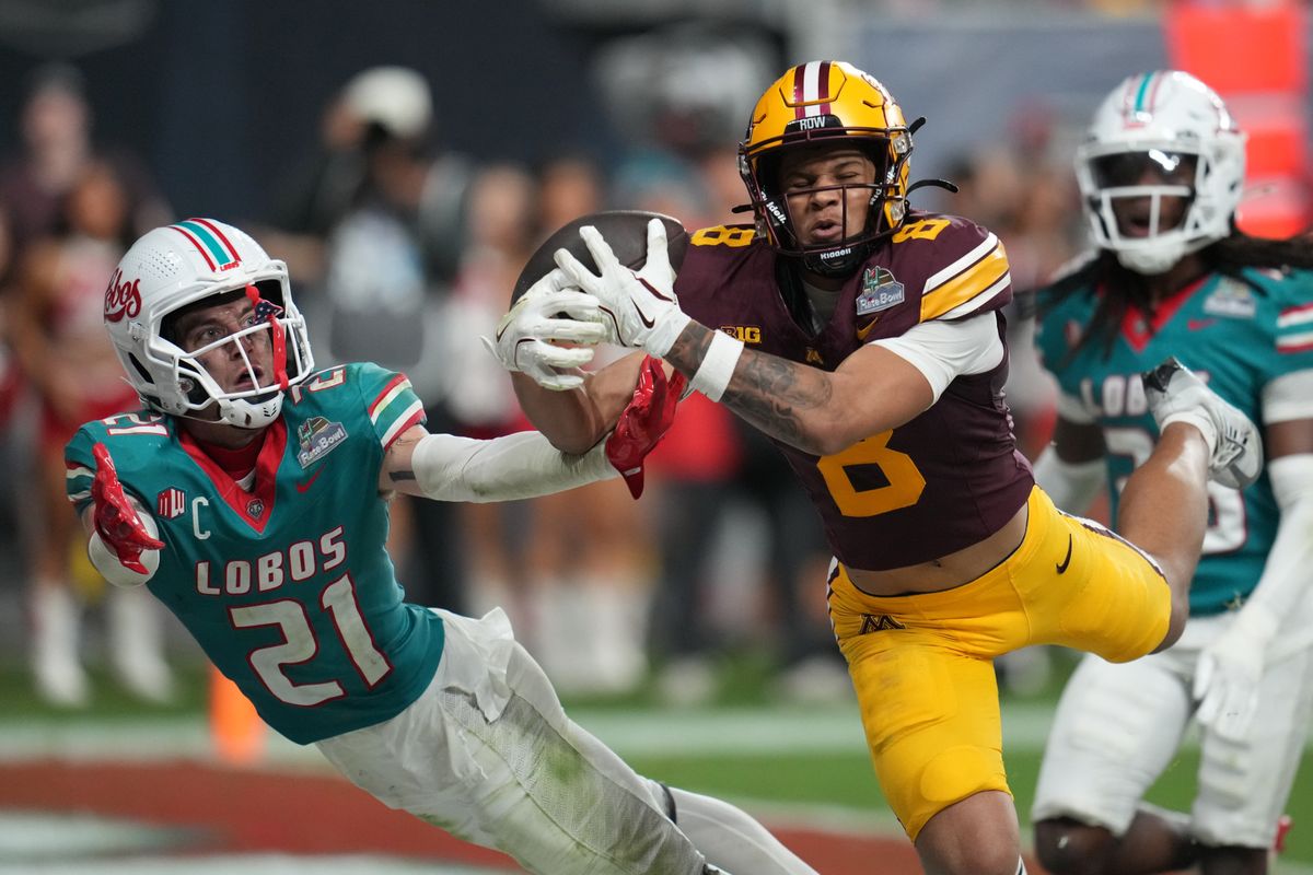 BOWL GAMES: Smith’s diving TD catch in OT sends Minnesota to Rate Bowl victory over Eck’s Lobos
