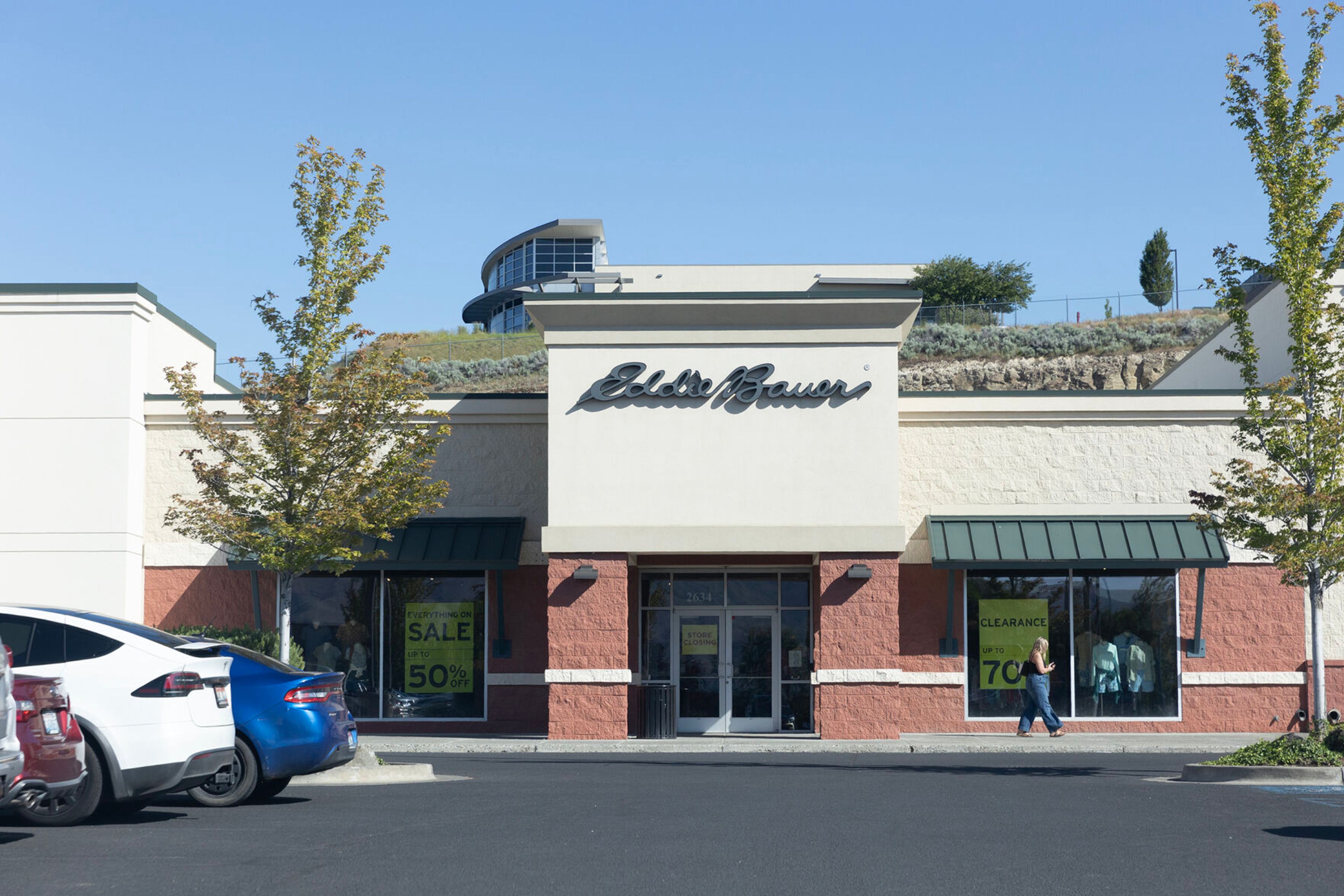 Lewiston is losing Eddie Bauer shop