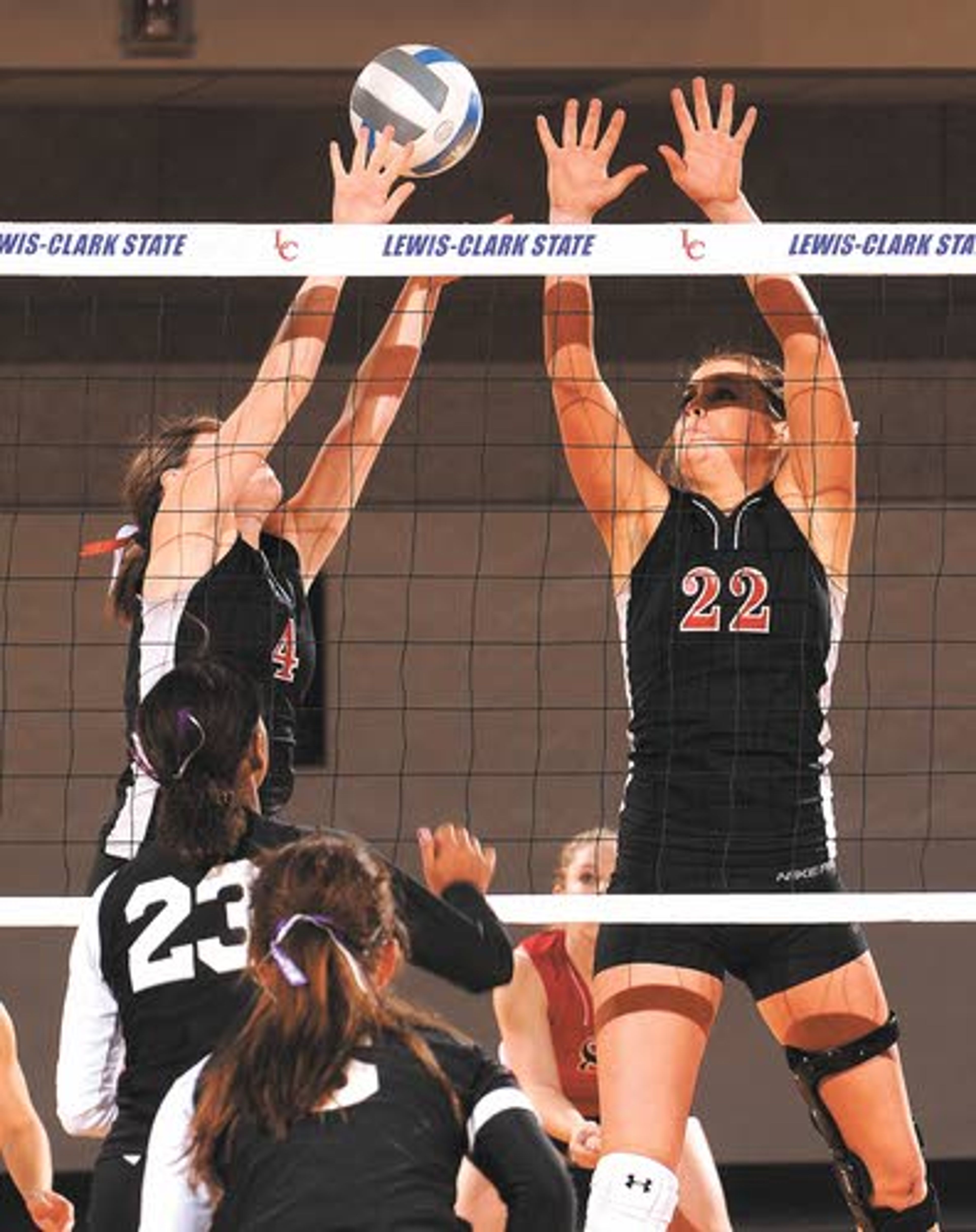 1A DIVISION I TOURNAMENT Genesee, Troy roll through