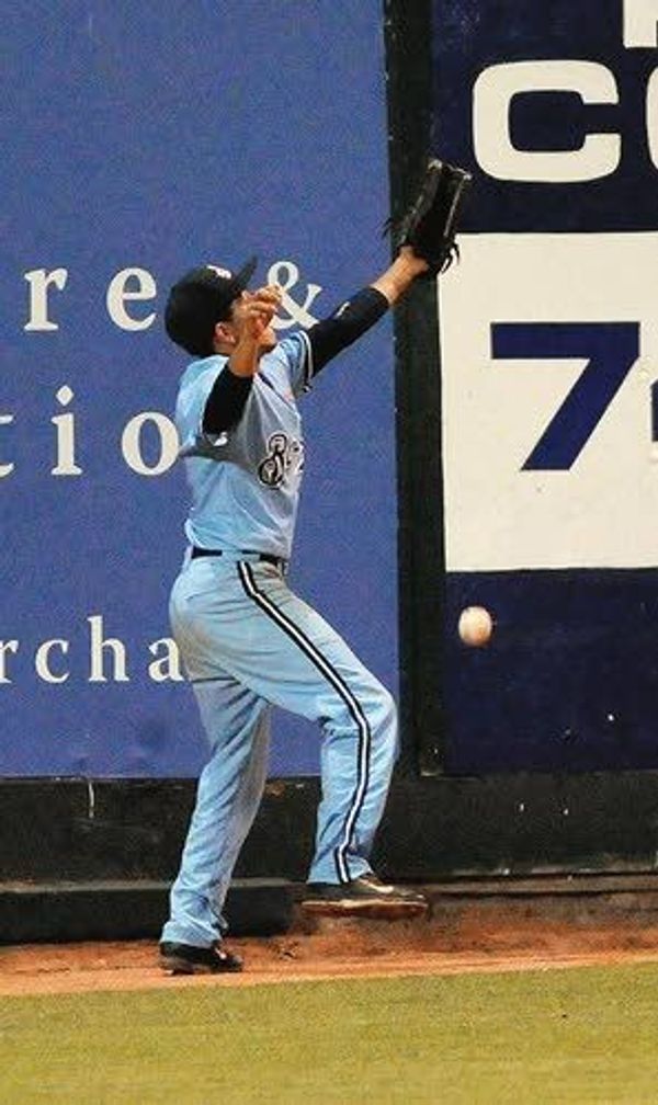 Warriors sixrun deficit to ring up title No. 17