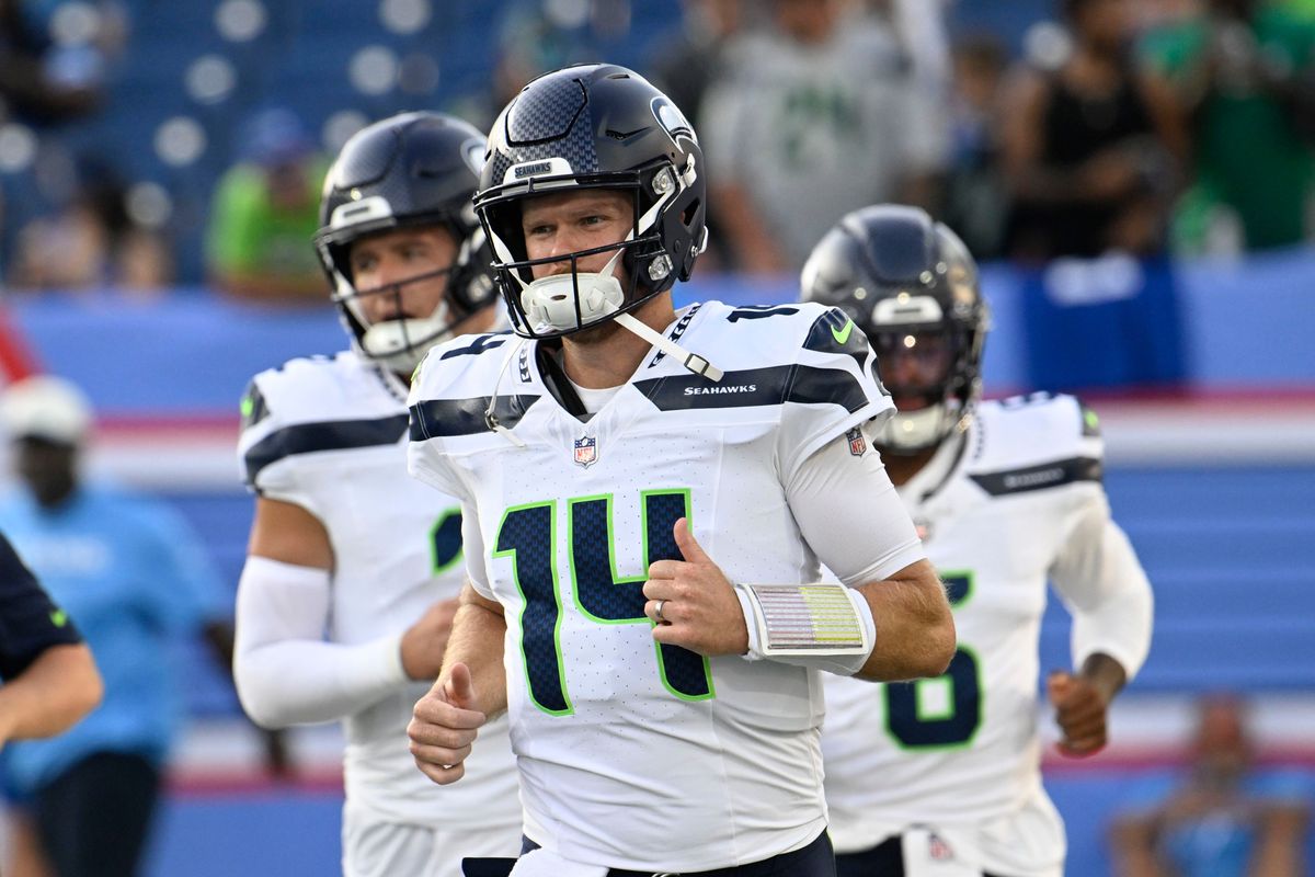 The Seahawks will edge the Patriots in a Super Bowl rematch to kick off the NFL's '26 season