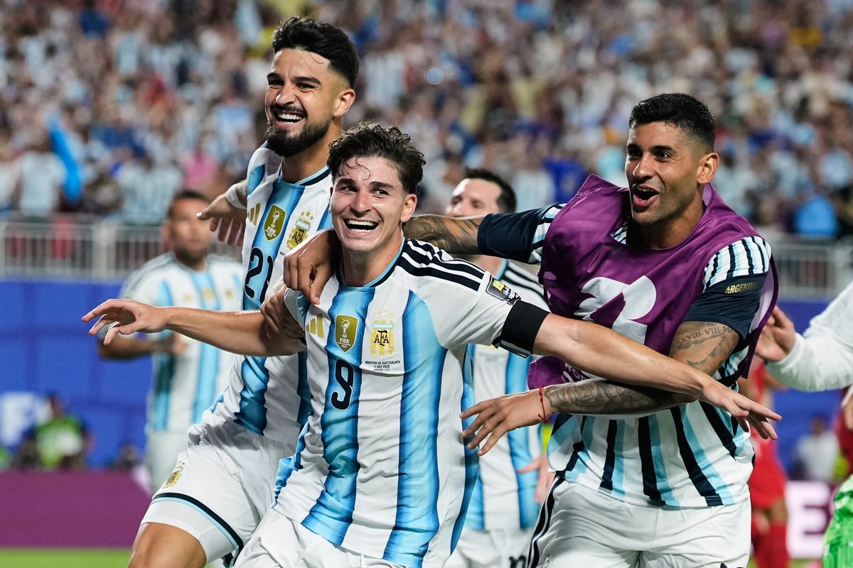 An 112th-minute goal helps lift Argentina past Swiss