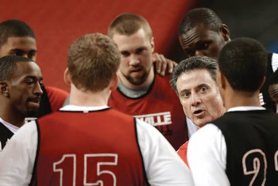 Big, bad Louisville steals darling role from Shockers