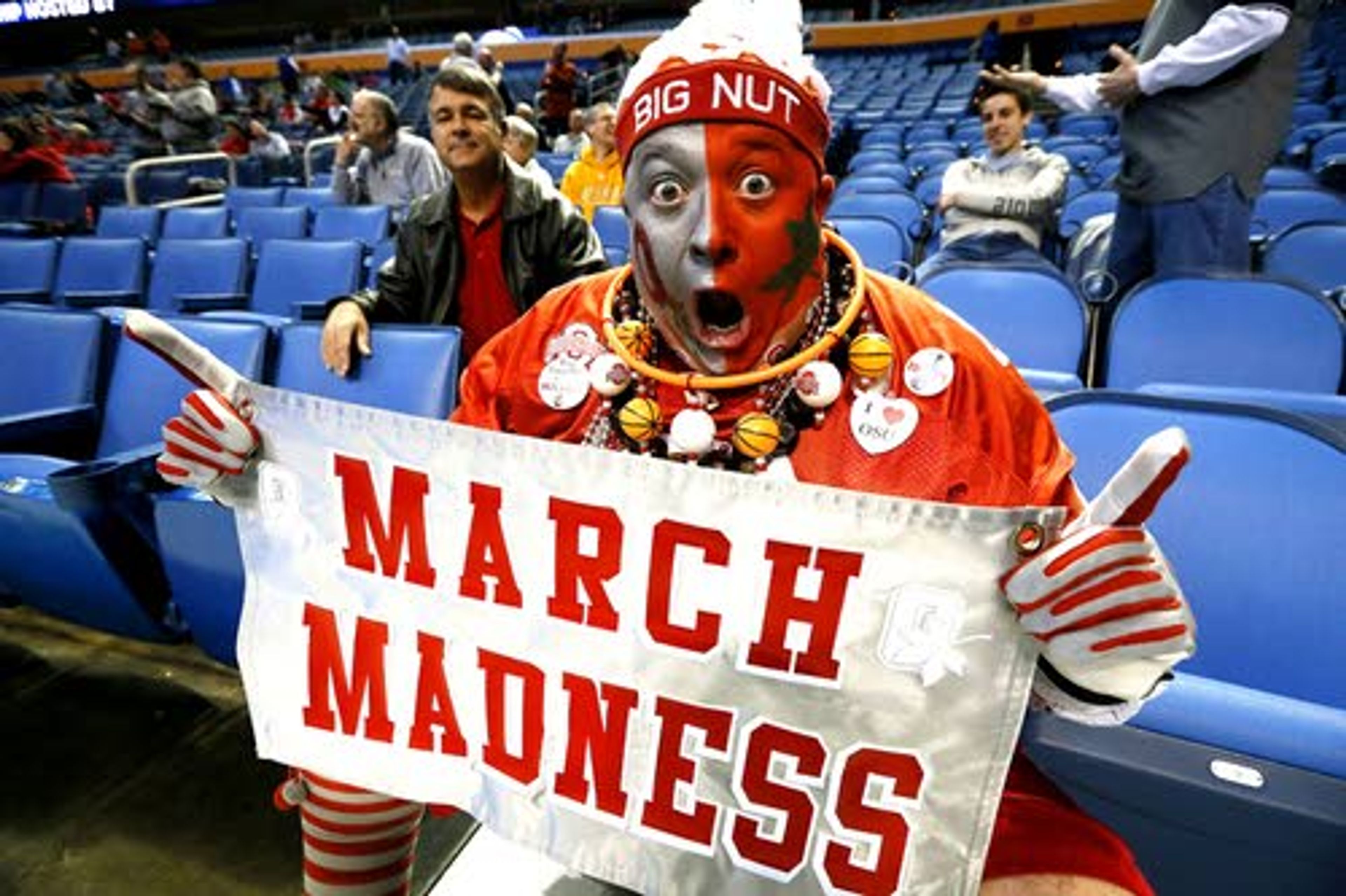 Ohio shakeup Dayton tips Buckeyes