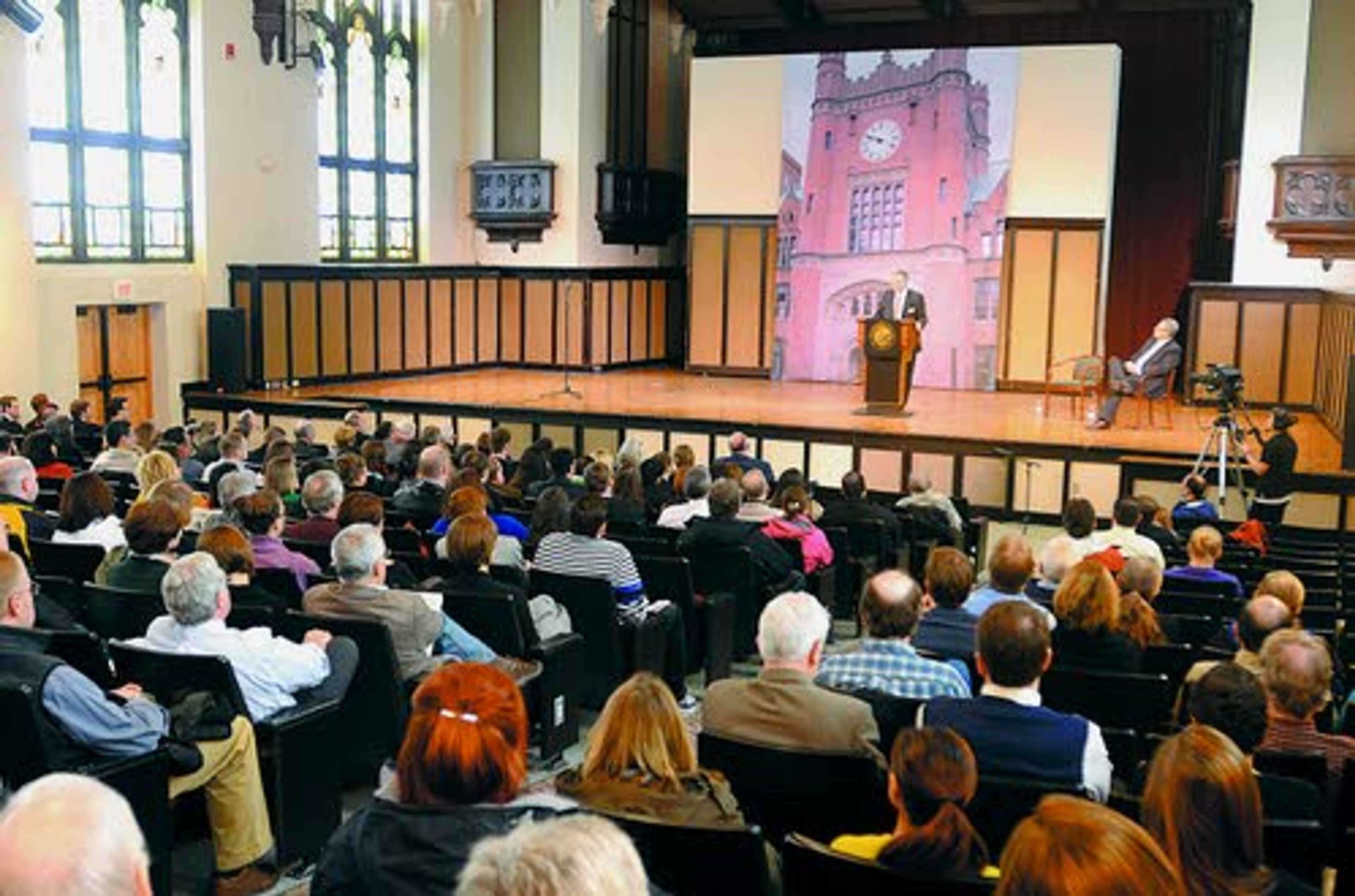 Students, faculty, staff, and community members came out to listen to University of Idaho President Chuck Staben on his first full work day at the university.