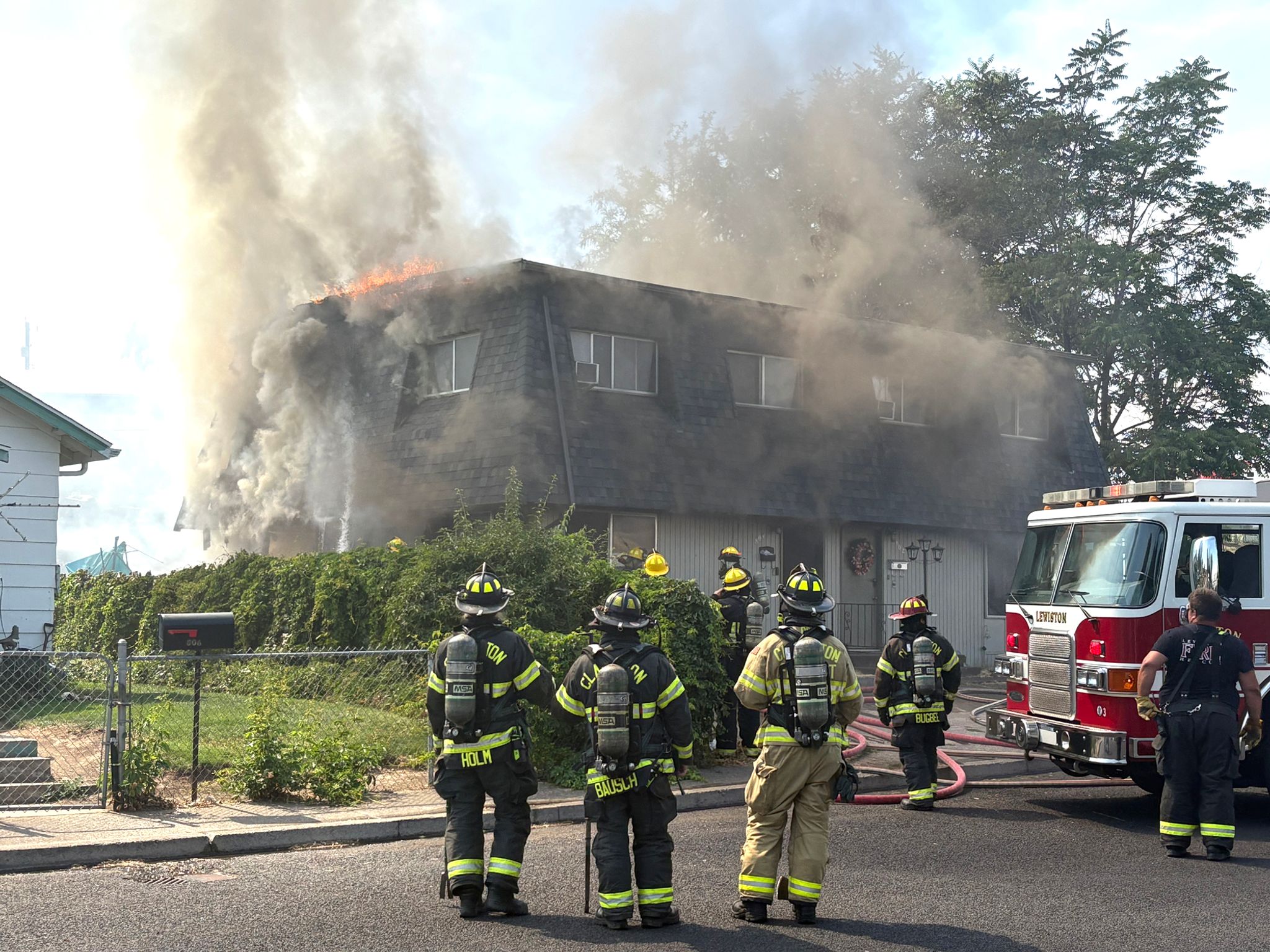 Fire ravages Lewiston apartment building, with no reported injuries ap...