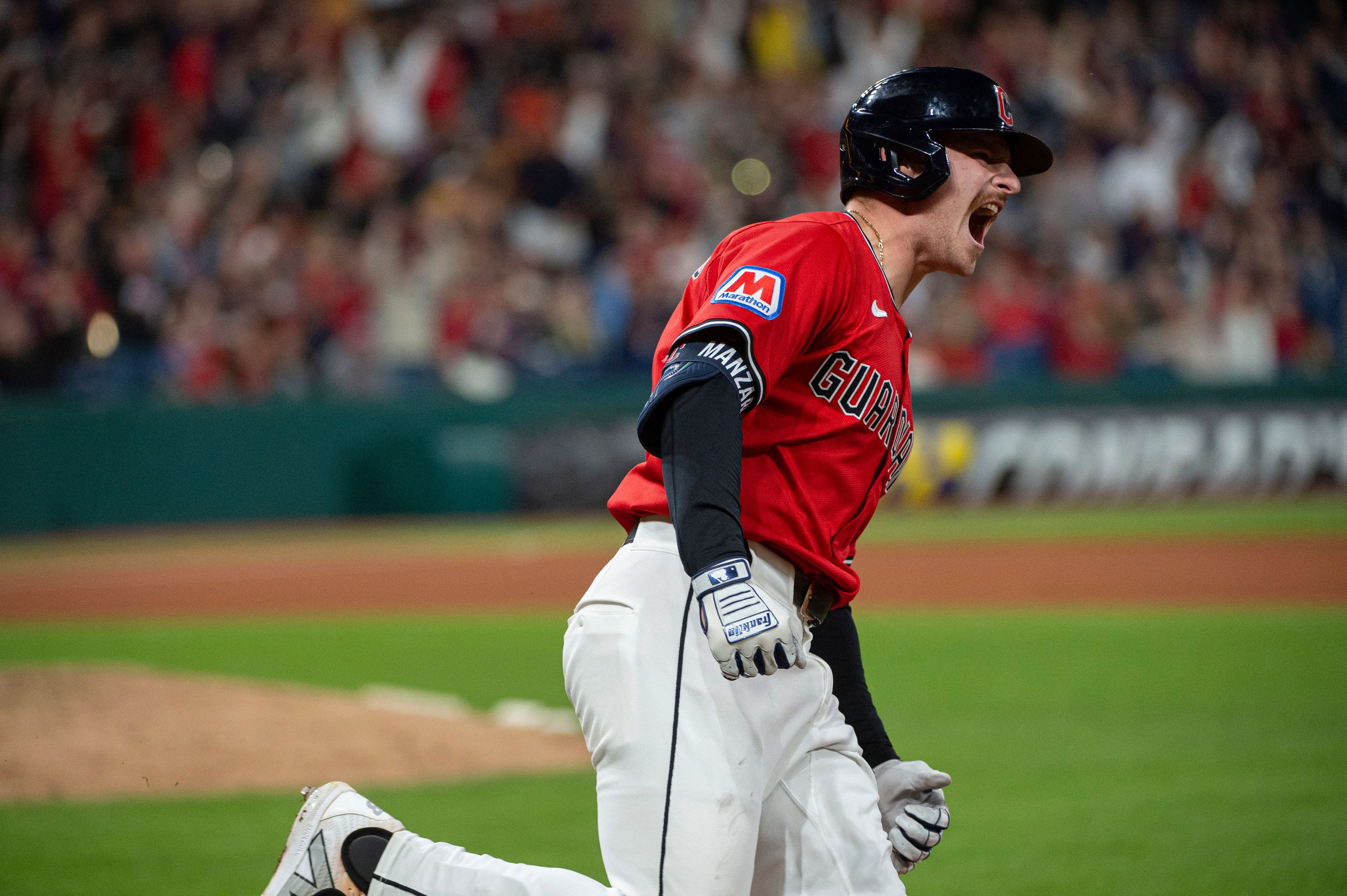Manzardo’s 2-run HR helps Guardians beat Mariners