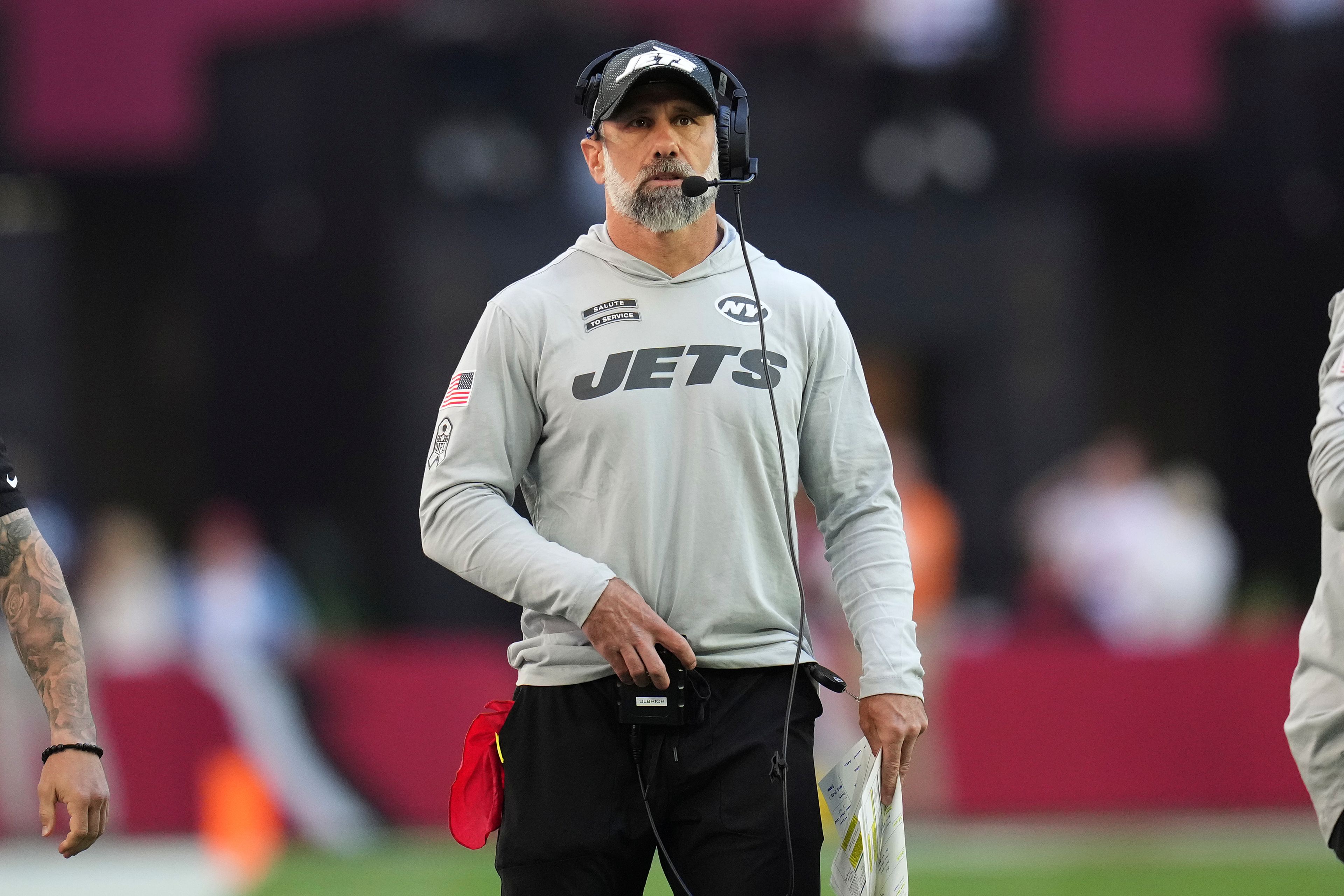 New York Jets interim head coach Jeff Ulbrich watches during the first half of an NFL football game against the Arizona Cardinals, Sunday, Nov. 10, 2024, in Glendale, Ariz. (AP Photo/Ross D. Franklin)