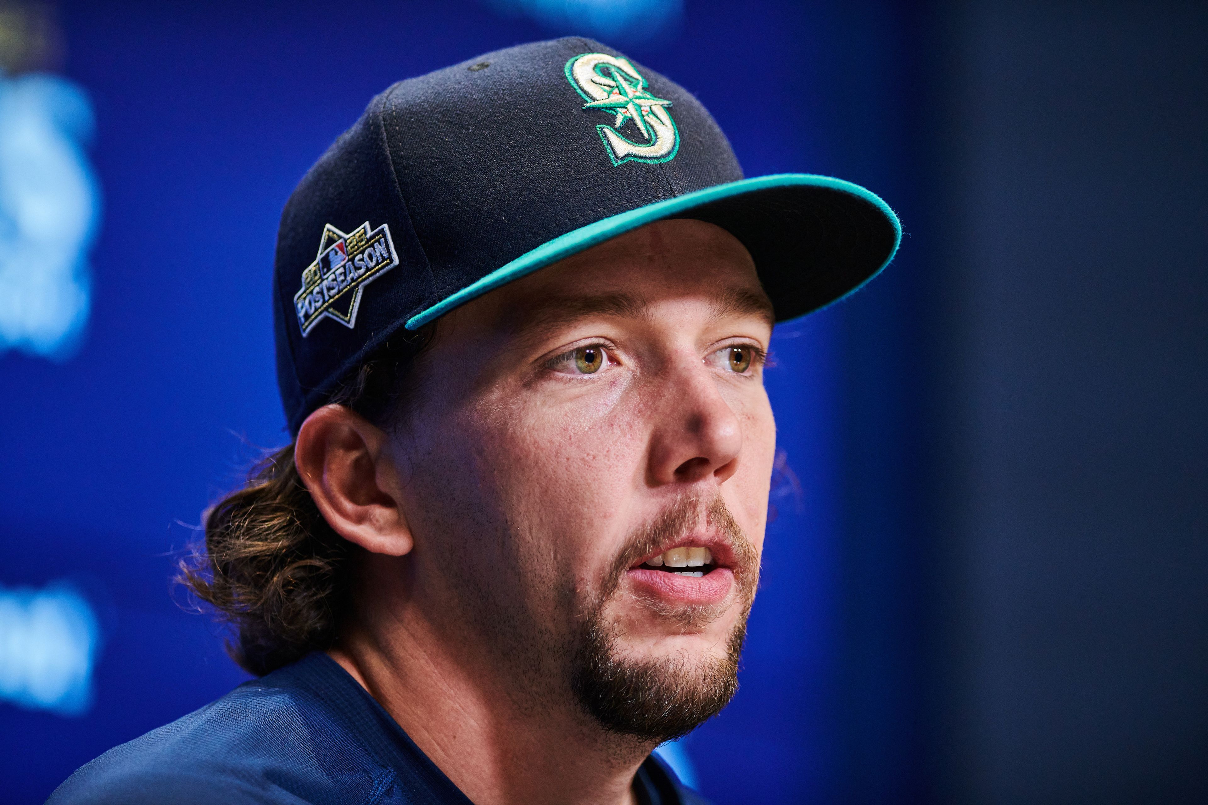 Mariners sending Gilbert to mound in ALCS Game 6