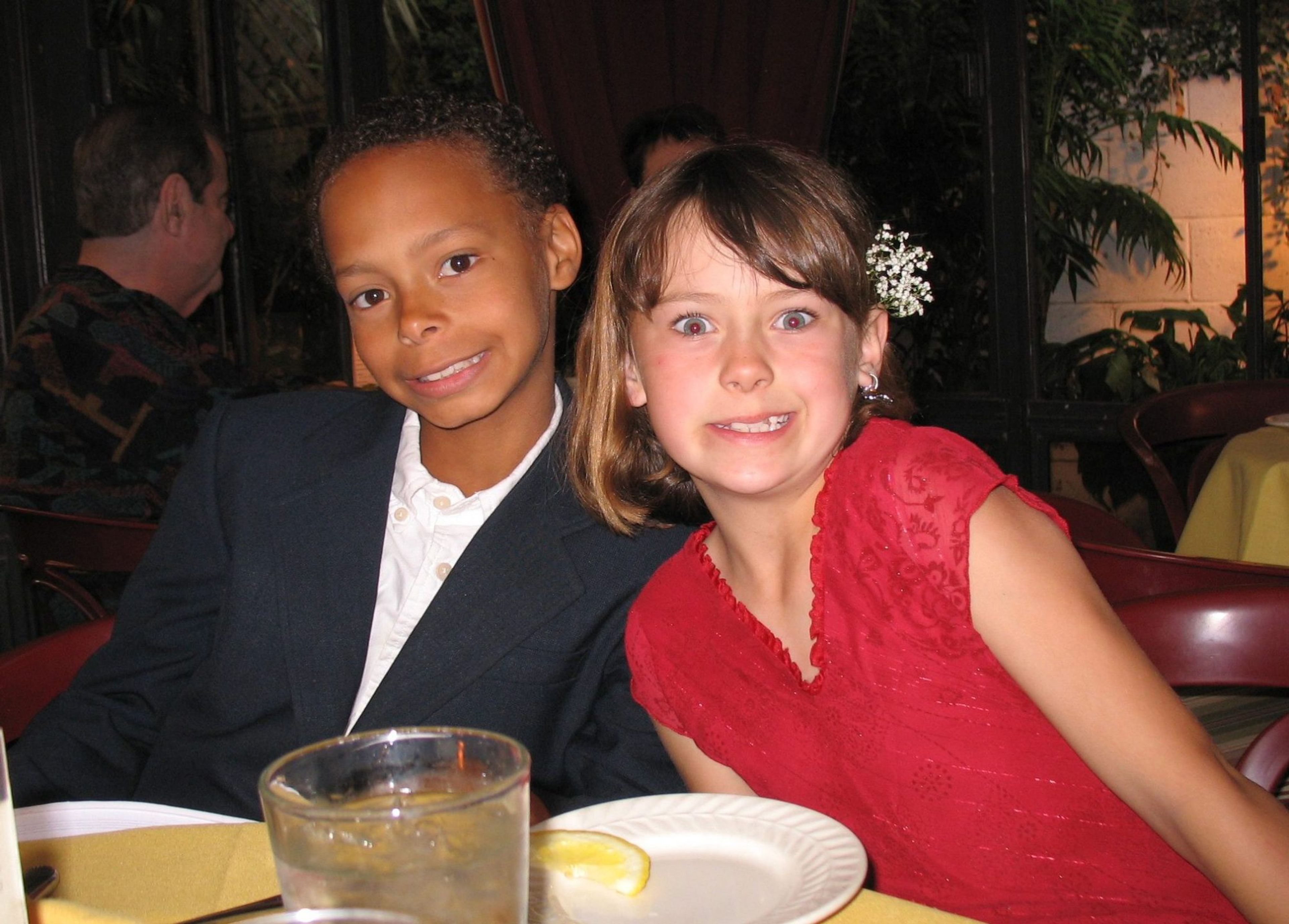 Frumpy Mom’s kids celebrate Mother’s Day with her in 2007. She bribed them to be good in the restaurant with the promise of yo-yos. (Photo by Marla Jo Fisher, Orange County Register/SCNG)