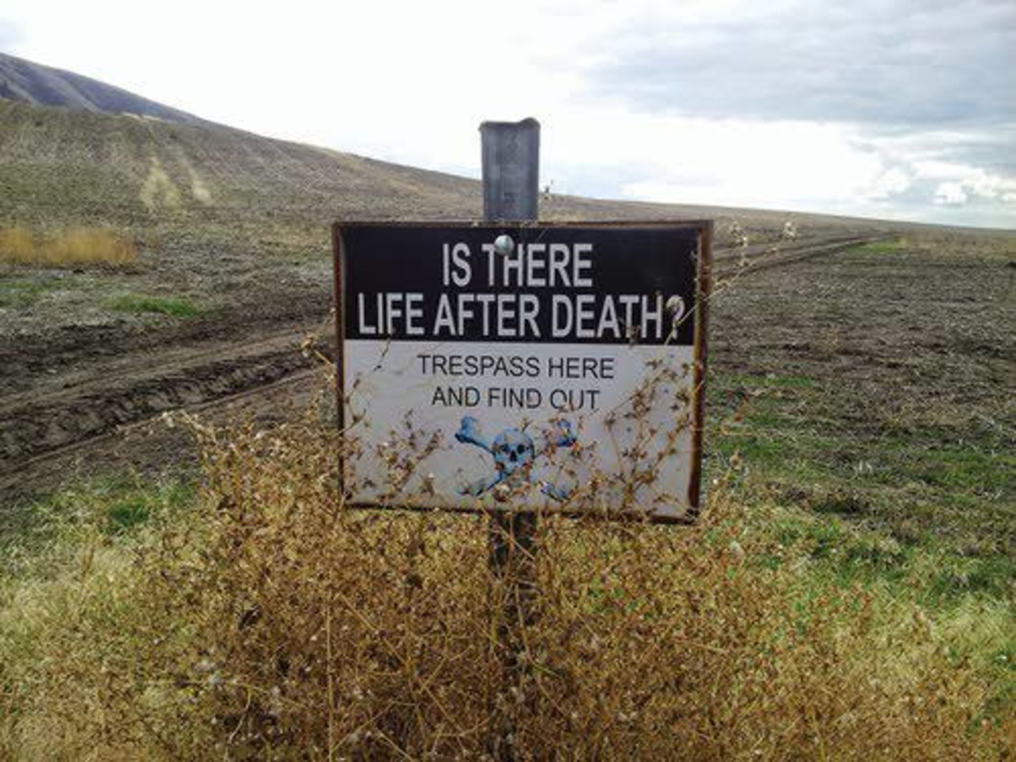 Idaho legislators are working to add more teeth to the state’s trespassing statutes. Meanwhile, an opinion from the attorney general’s office indicates a proposed bill could embolden landowners to take extreme measures against trespassers.