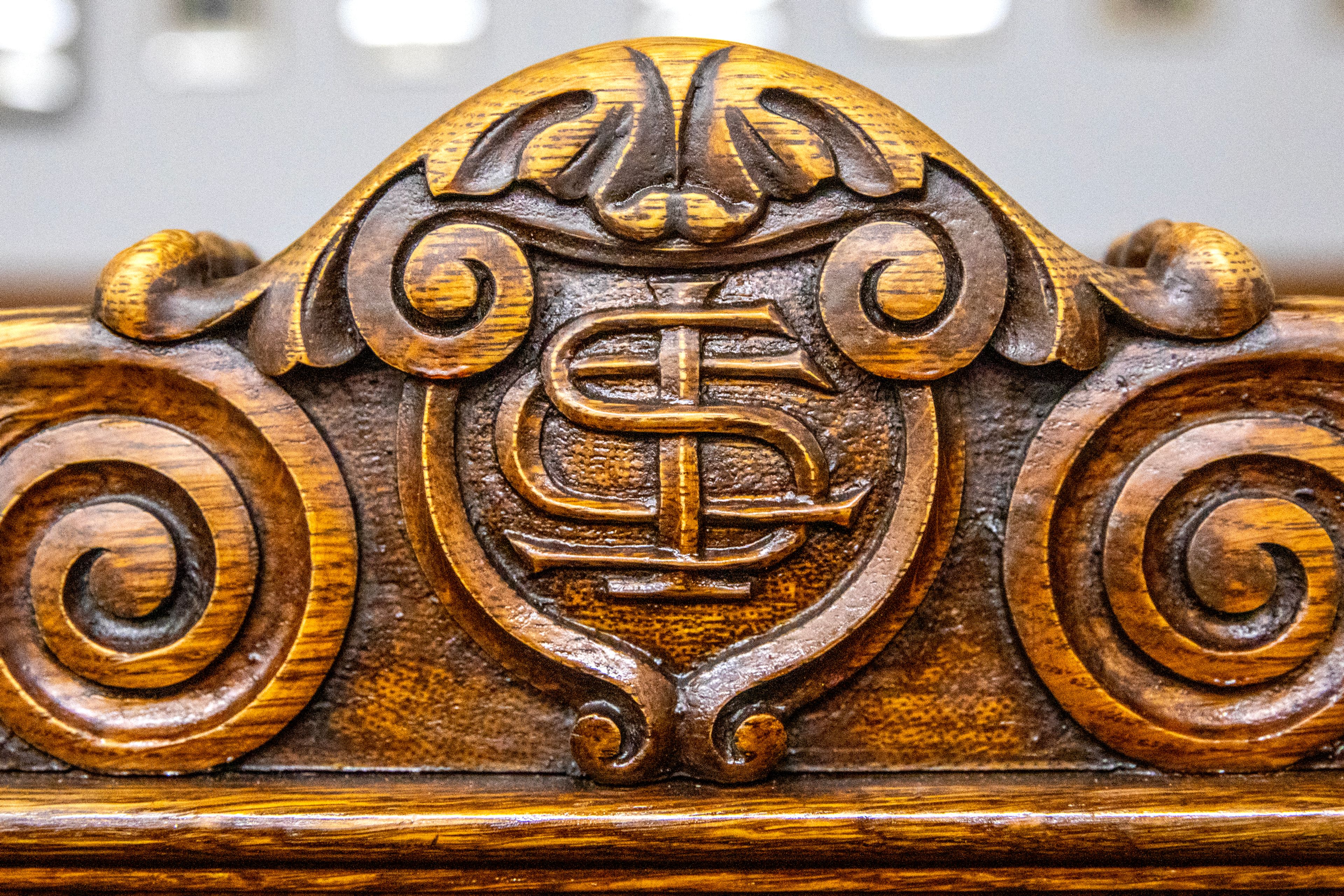 The insignia of the Idaho Supreme Court sits on the doorway of the railing separating the audience and attorneys at the Nez Perce County Courthouse Friday in Lewiston.