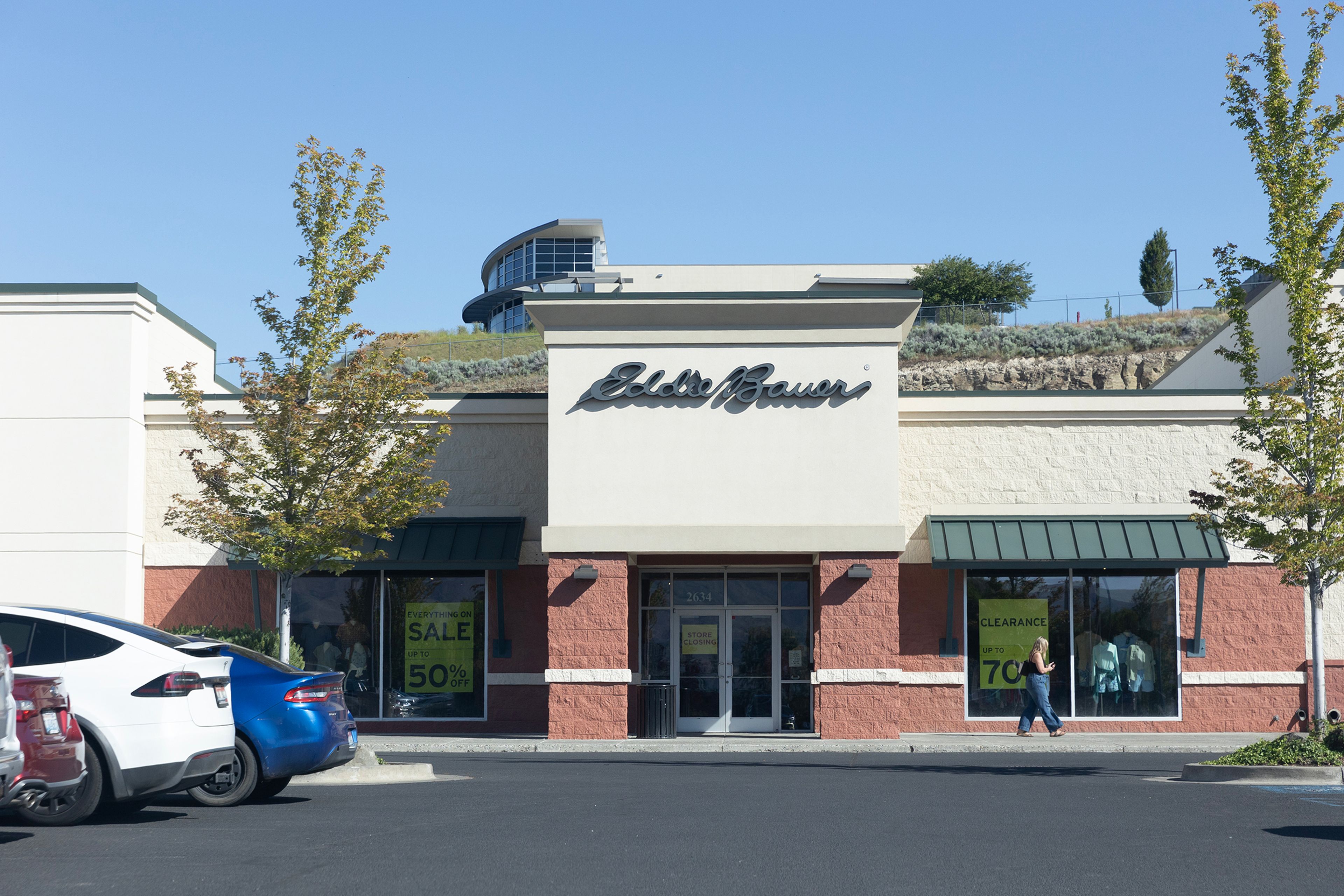 Eddie Bauer Outlet in Lewiston will close June 25.