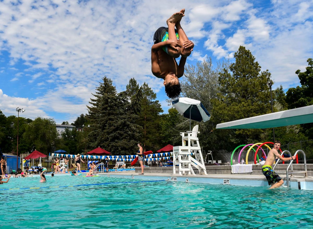 Splash Jump PHOTOS: Swim, Dive, Splash, Jump, Paddle, Fun