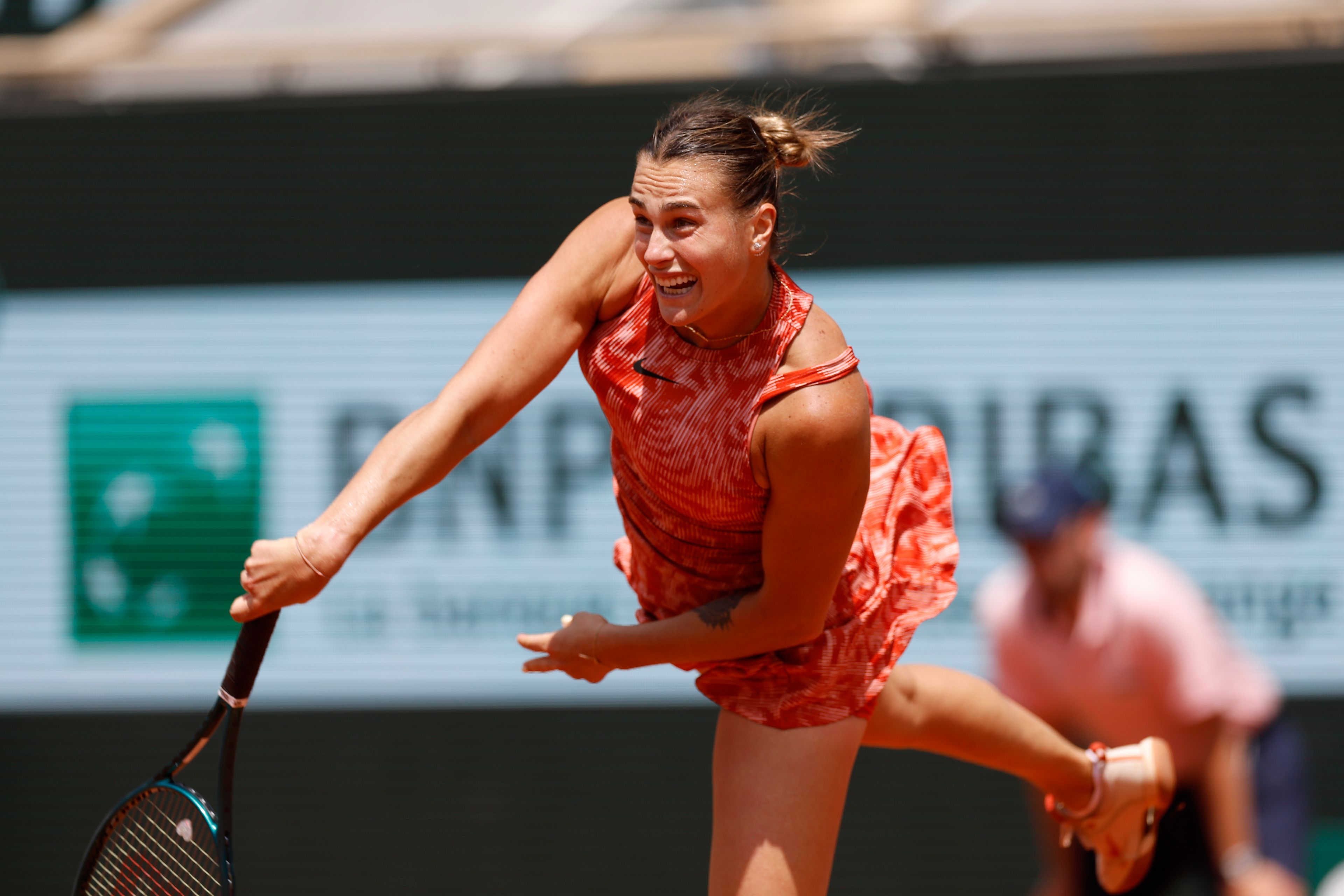 Aryna Sabalenka of Belarus serves against Emma Navarro of the U.S. during their fourth round match of the French Open tennis tournament at the Roland Garros stadium in Paris, Monday, June 3, 2024.