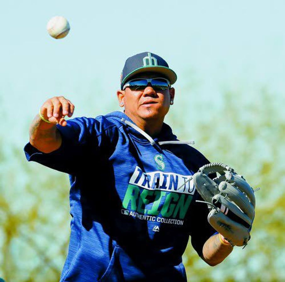 Classic leaves Mariners pitching coach piecing together spring schedul...