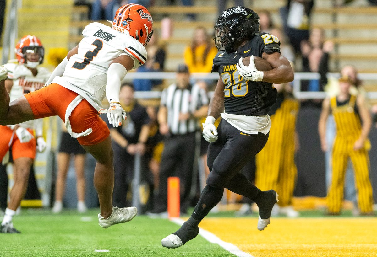 ANALYSIS: Season in review: Idaho Vandals finish 4-8 as youth and close losses shape Thomas Ford Jr....