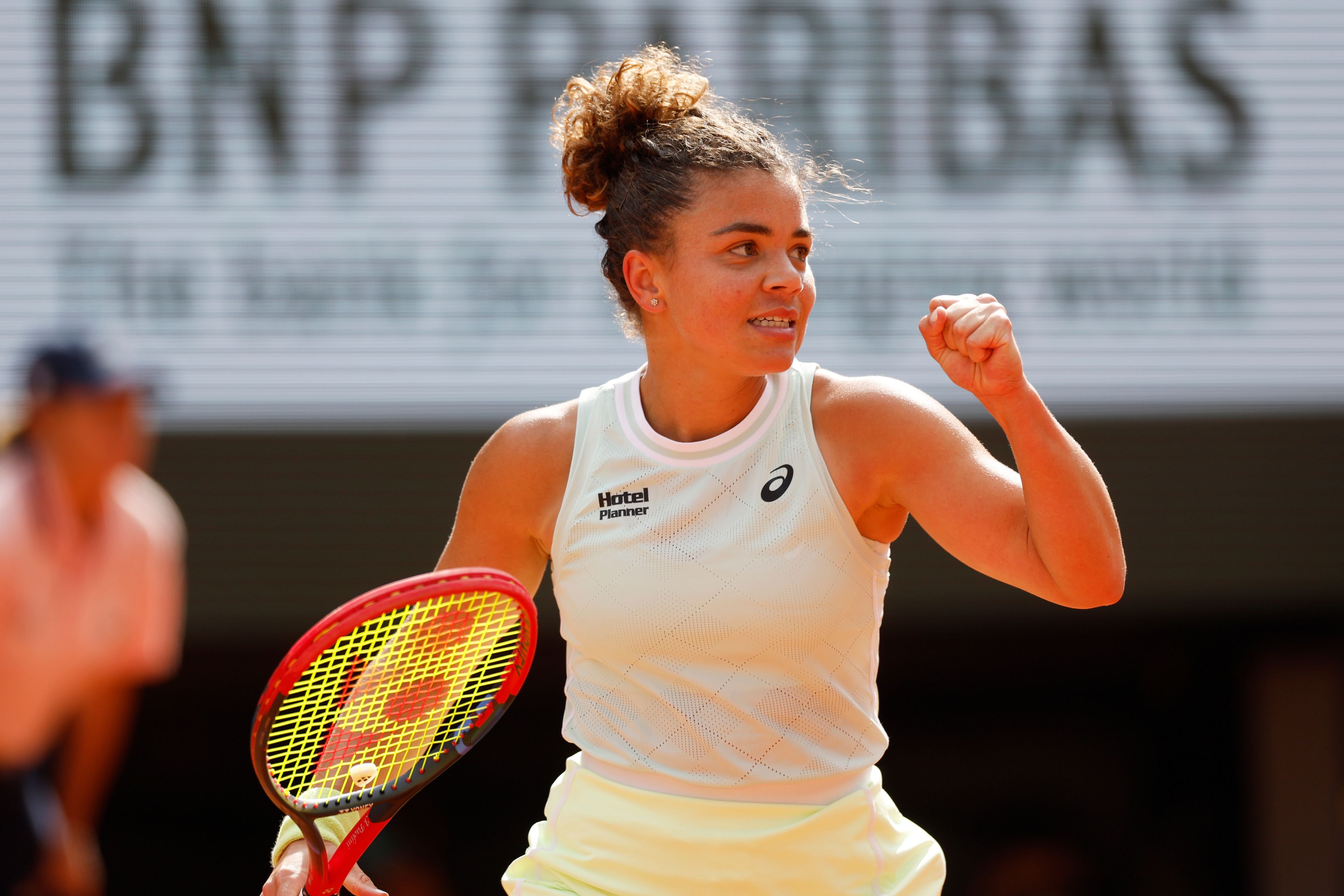 Italy's Jasmine Paolini reacts during her semifinal match of the French Open tennis tournament against Russia's Mirra Andreeva at the Roland Garros stadium in Paris, Thursday, June 6, 2024.