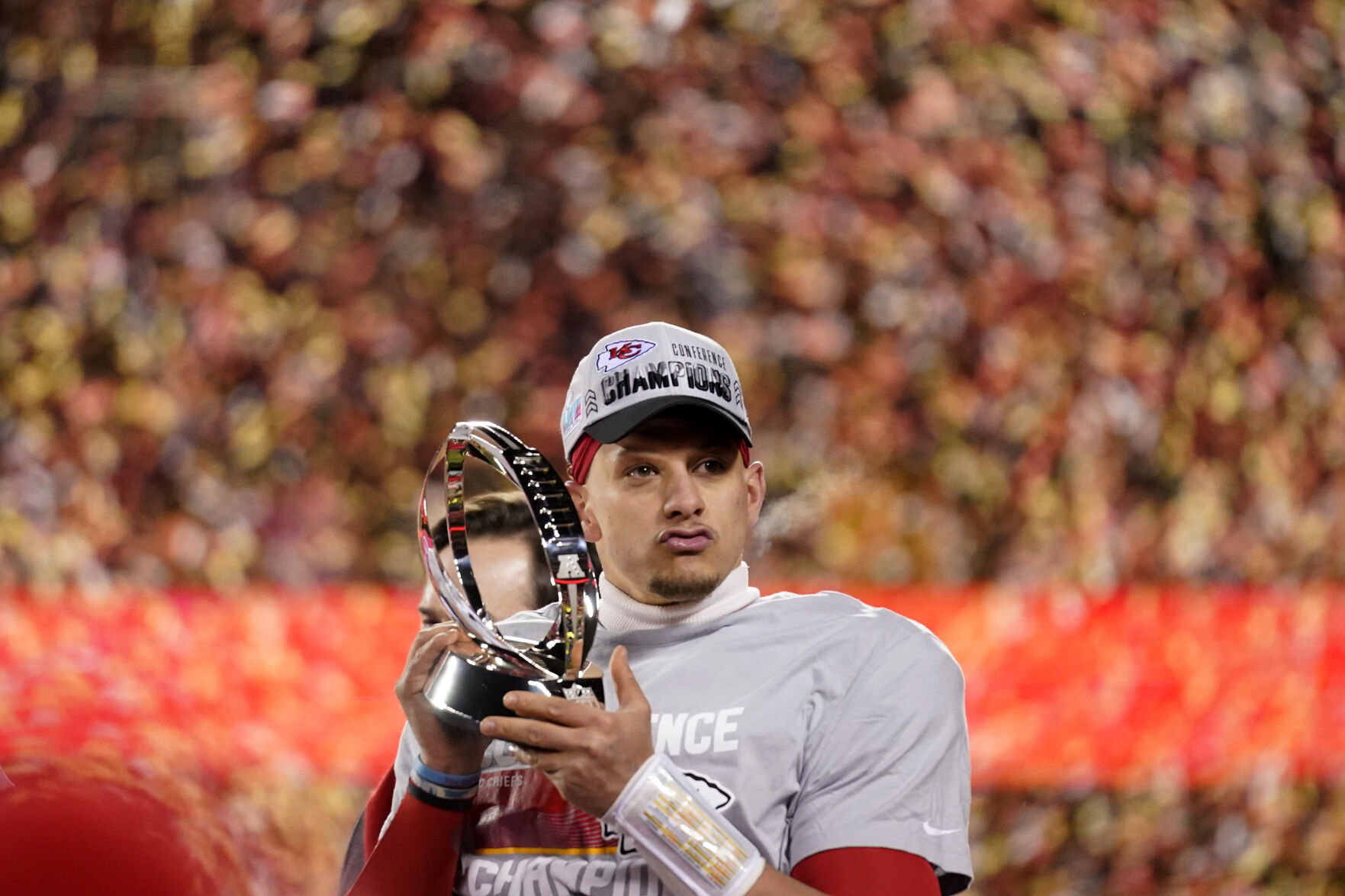 Mahomes, Hurts set for historic Super Bowl game