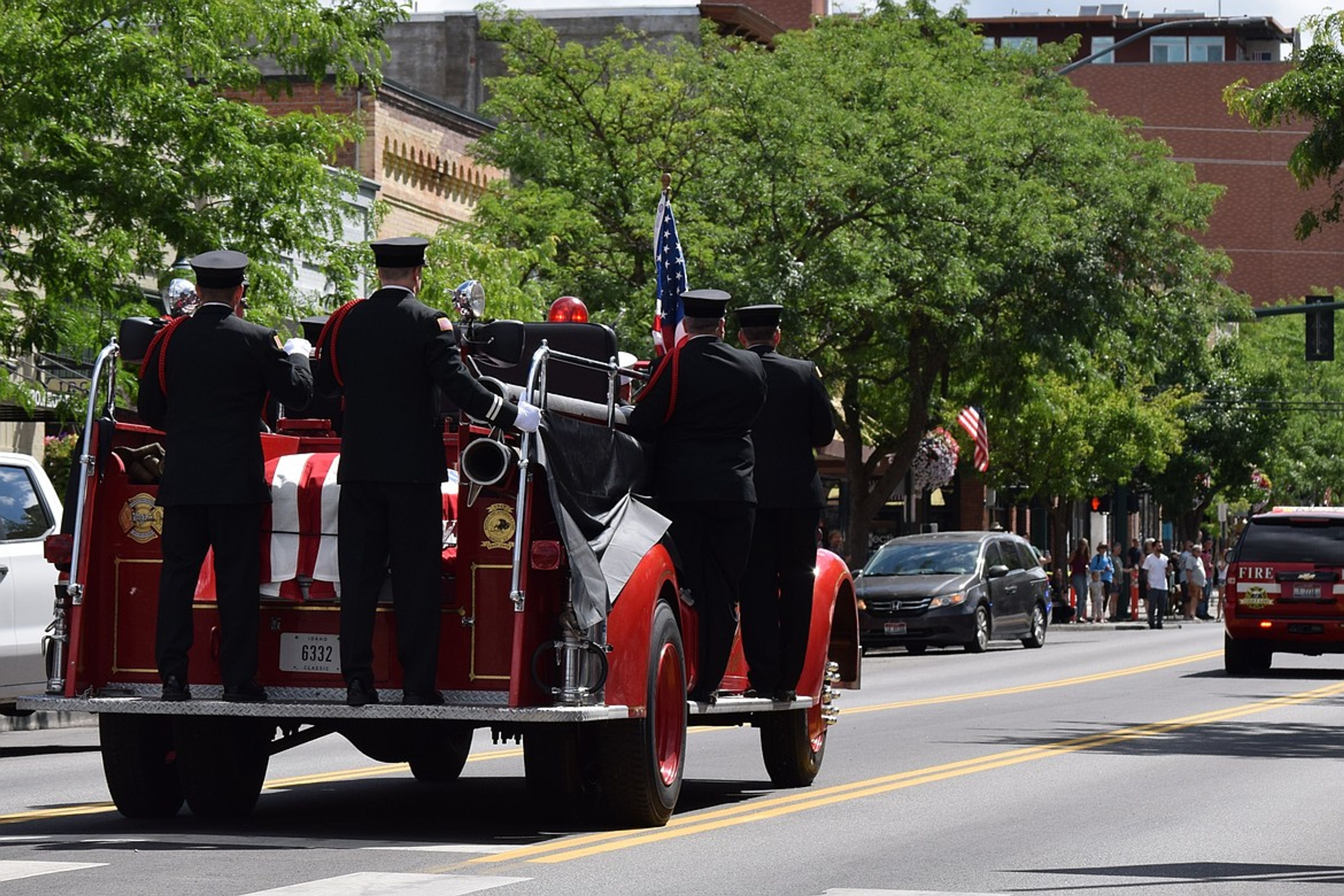 Fallen fire chief laid to rest in CdA