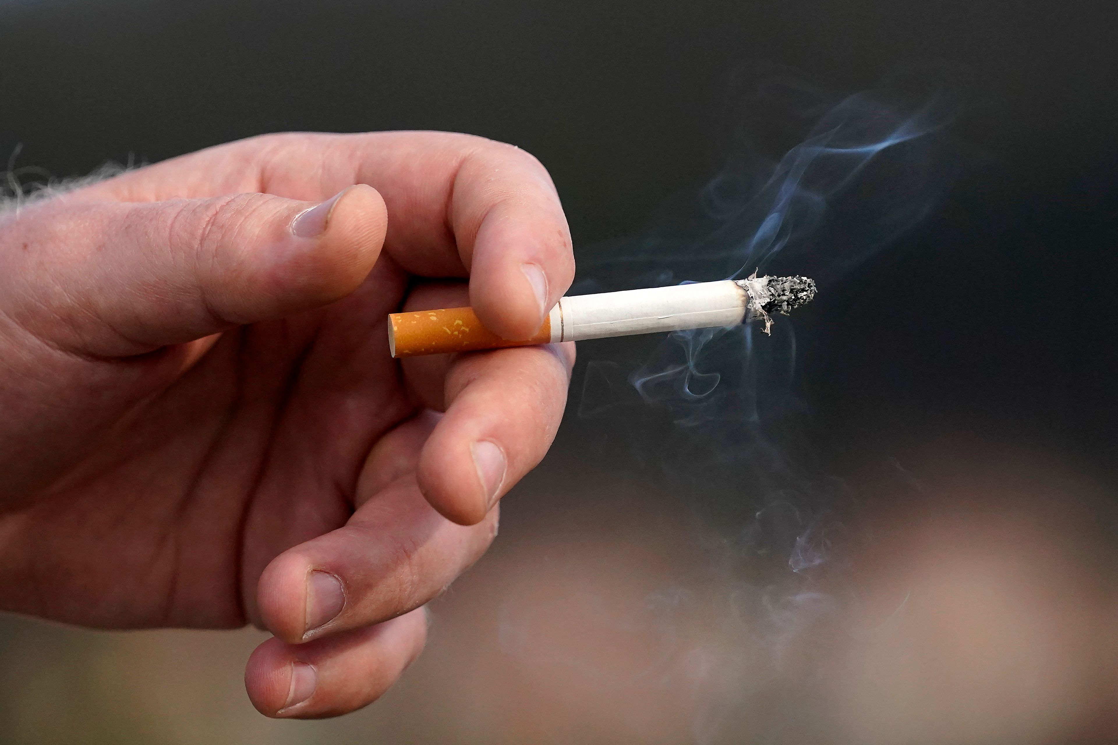 Youth tobacco use drops to 25-year low