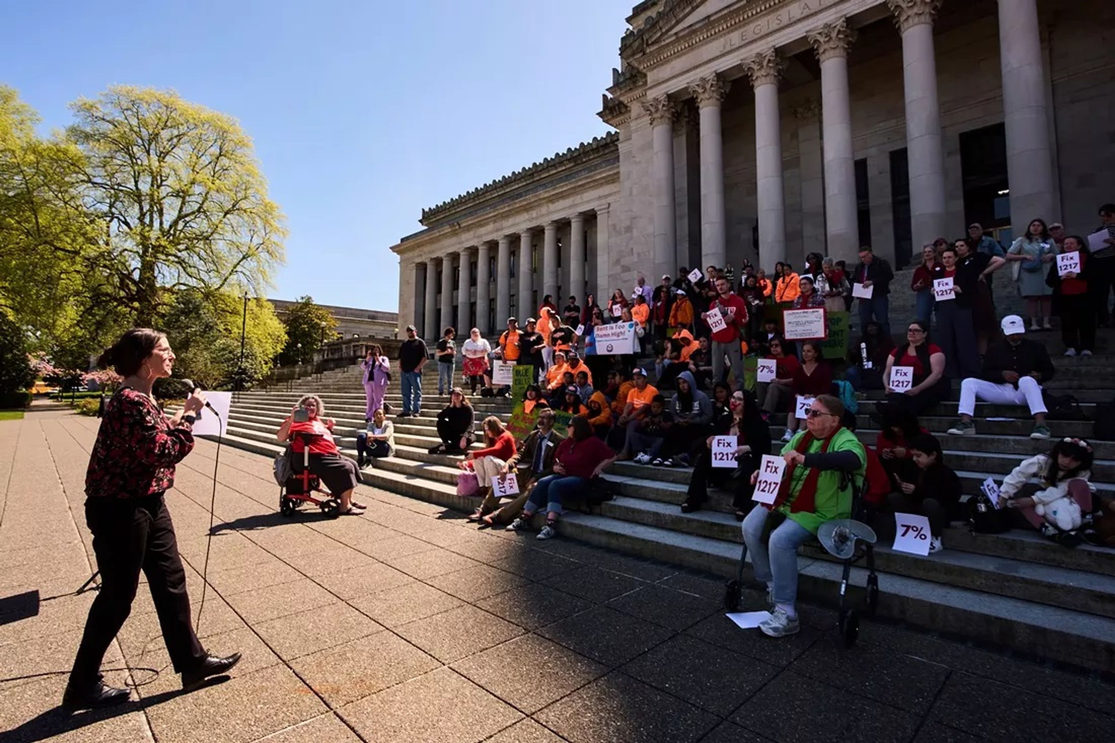 Evictions in WA skyrocket, overwhelming legal aid program for low-income renters