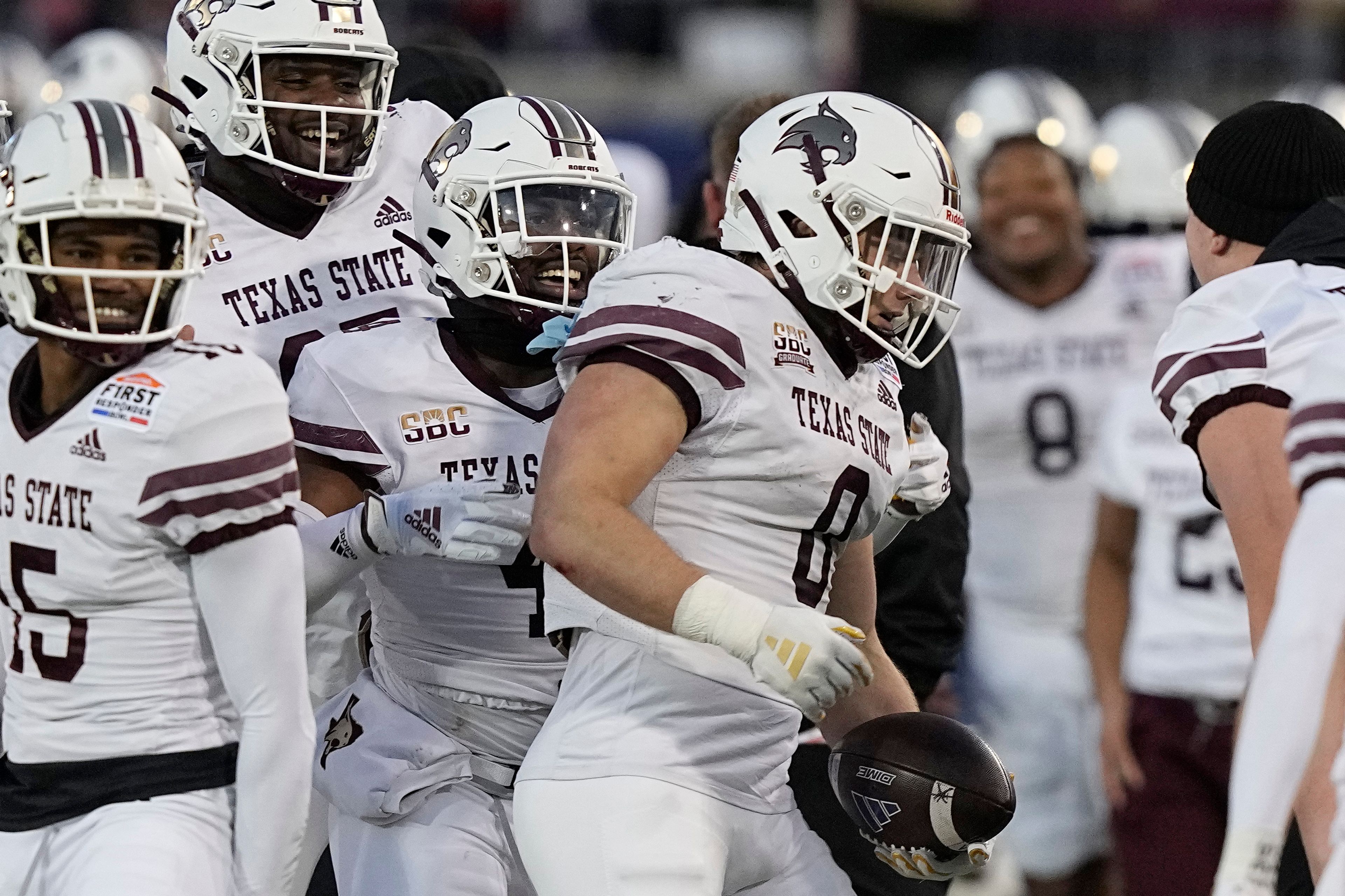 Pac-12 invites Texas State to join conference