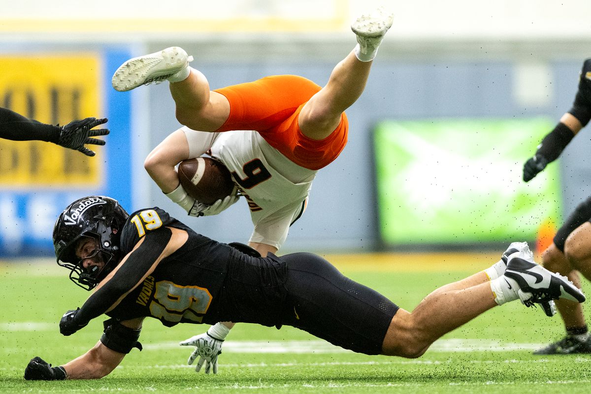 TUESDAY MORNING QUARTERBACK: Coach Ford’s challenge: Keep Idaho’s core and fix the cracks