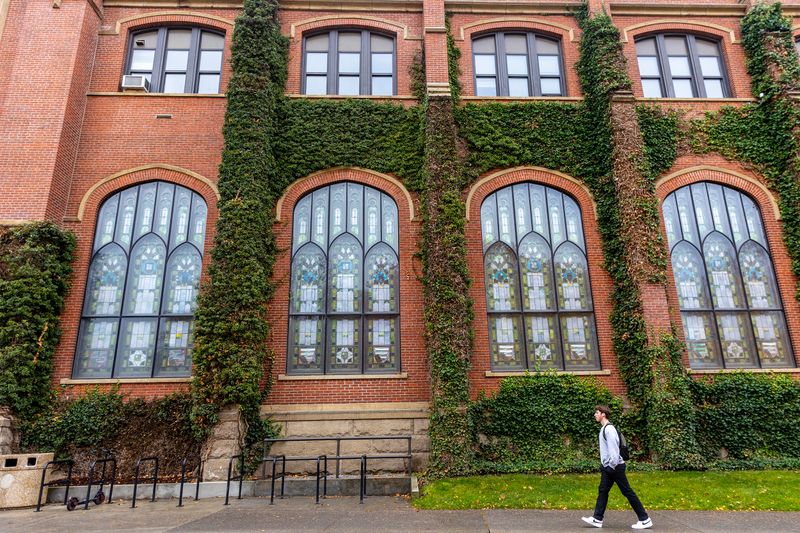 Recent report suggests a surge in Title IX complaints at UI — but that might not be the case