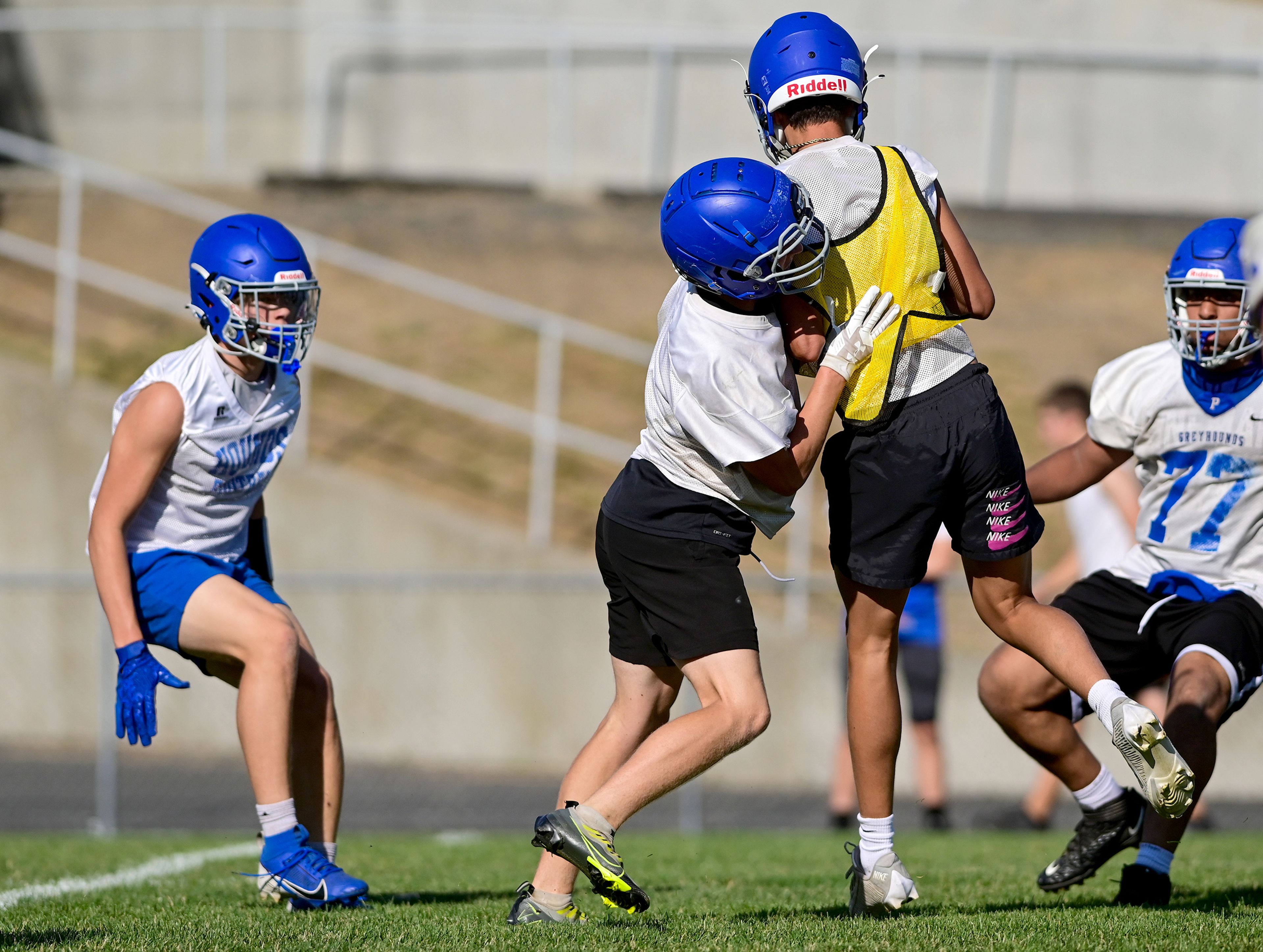 Pullman runs plays during practice on Wednesday.