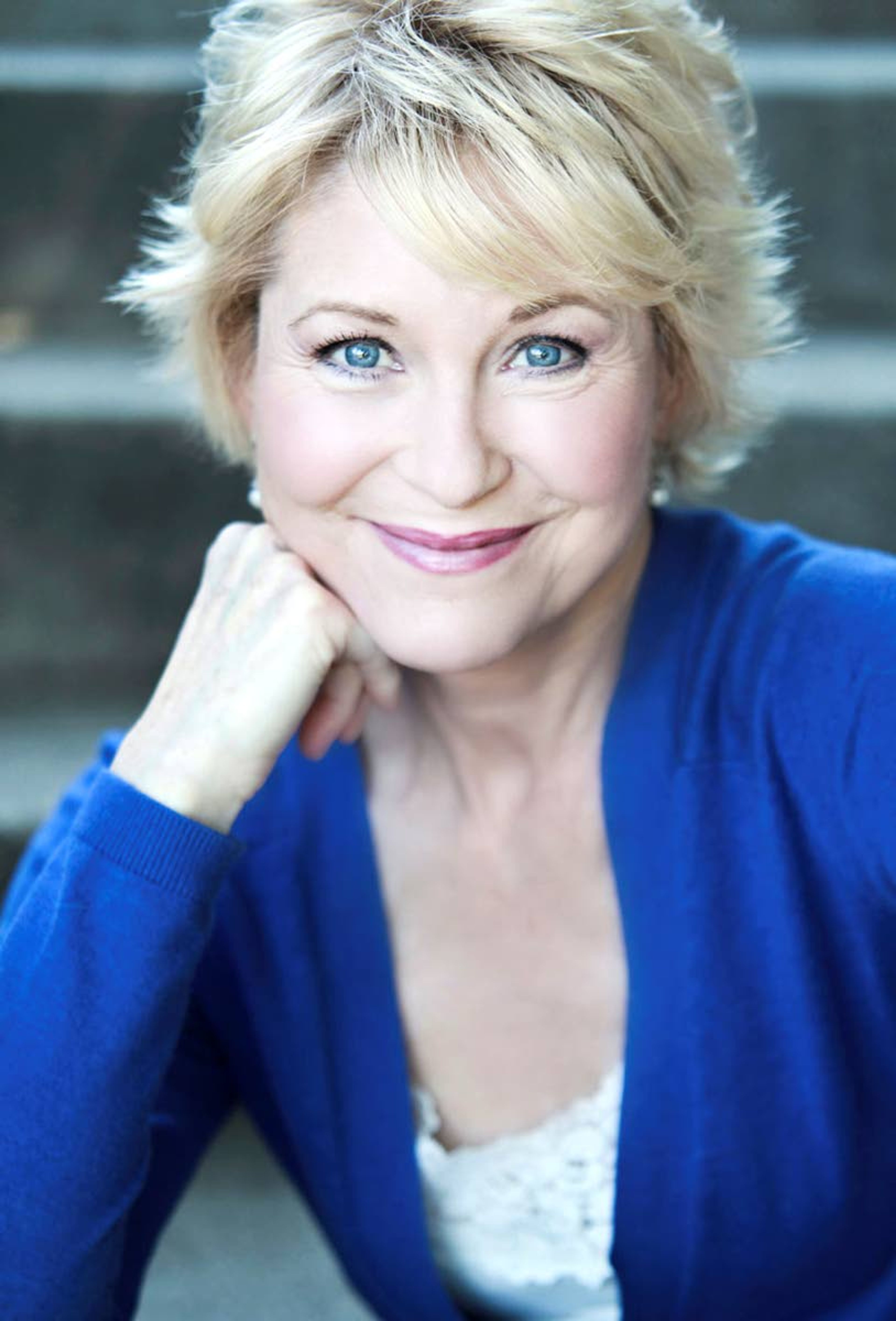 Dee Wallace