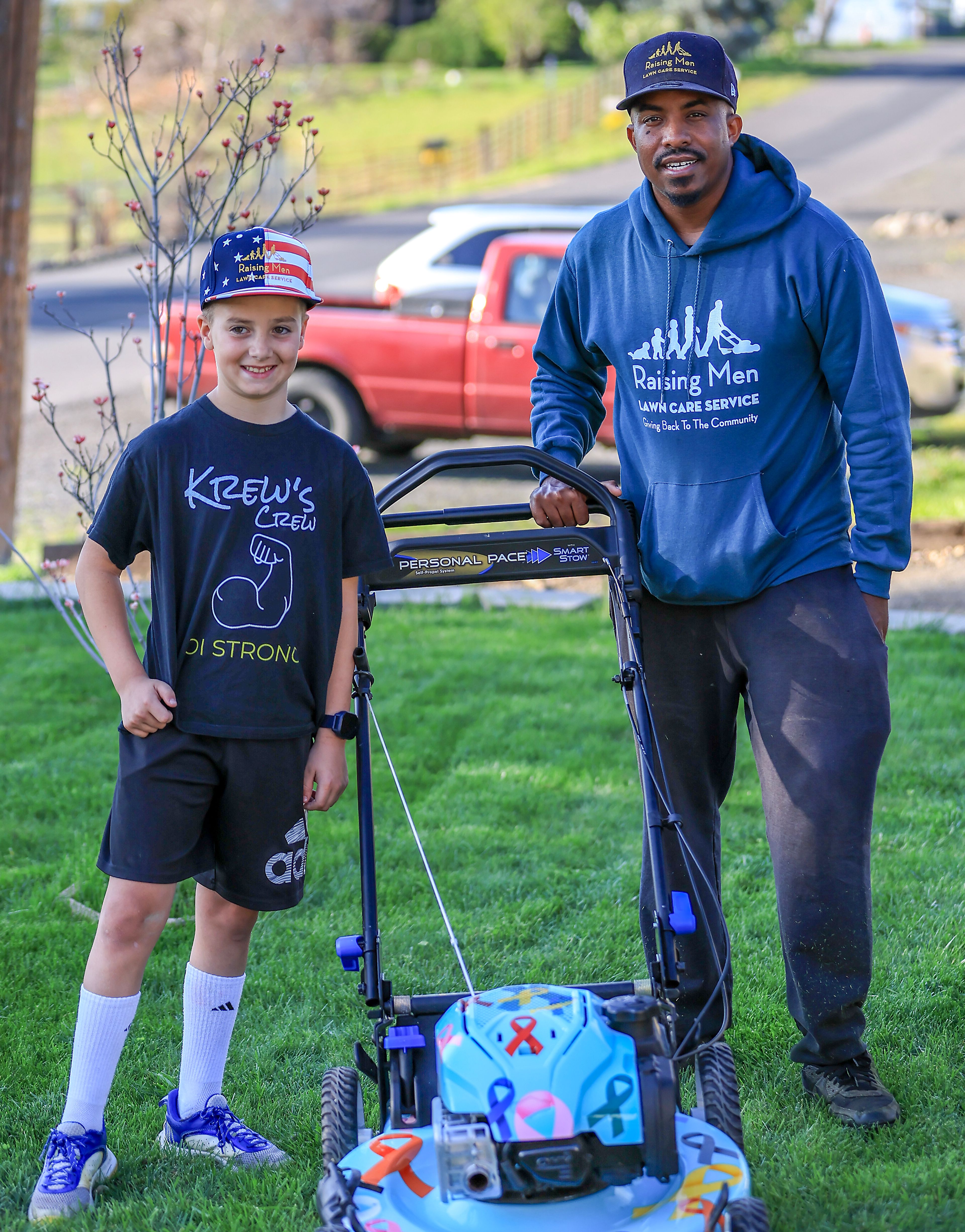 Kyler Frawley and Rodney Smith Jr. pose for a photo.