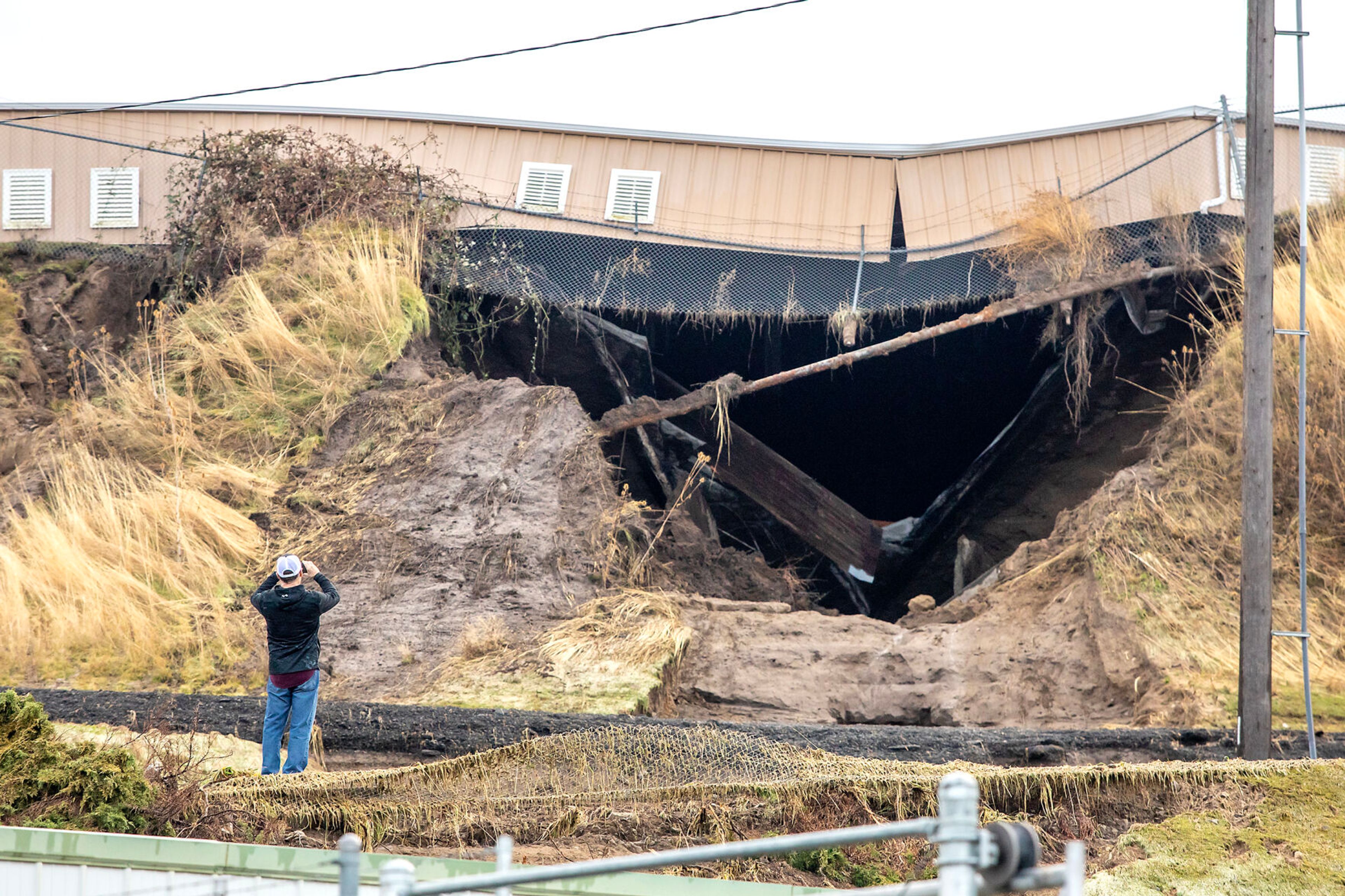 UPDATED AT 5:50 P.M.: Cause of rupture at Lewiston's High Reservoir not known yet; order to boil water will remain in place until further notice; water filling station open at community center on Main Street