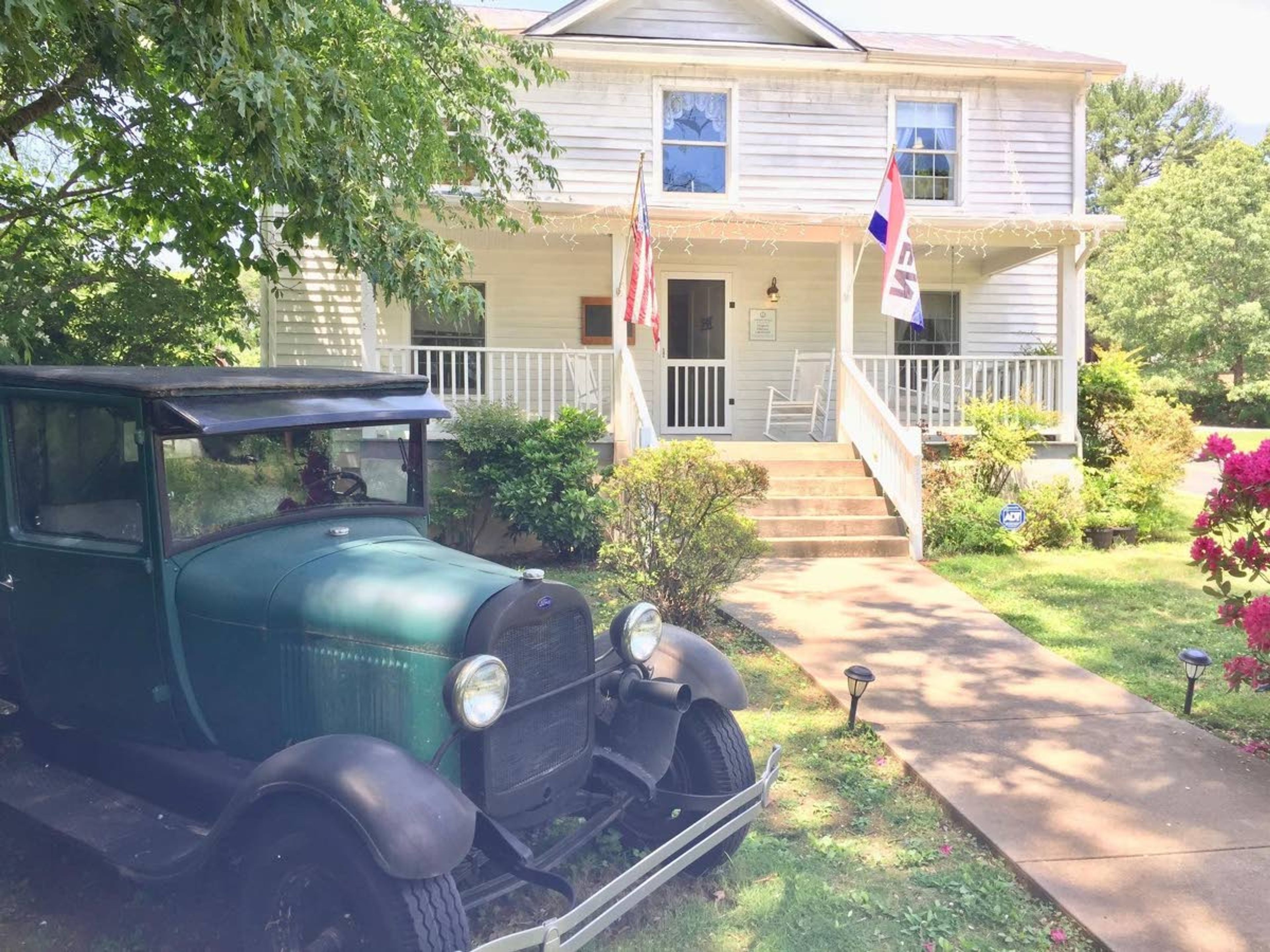 ABOVE: People can tour the boyhood home of “The Waltons” creator Earl Hamner in Schuyler, Va. Outside is parked a 1929 Ford Model AA pickup truck, similar to the one featured in the TV show. BELOW: A replica of the bedroom of John-Boy Walton can be seen inside the Walton’s Mountain Museum in Schuyler.