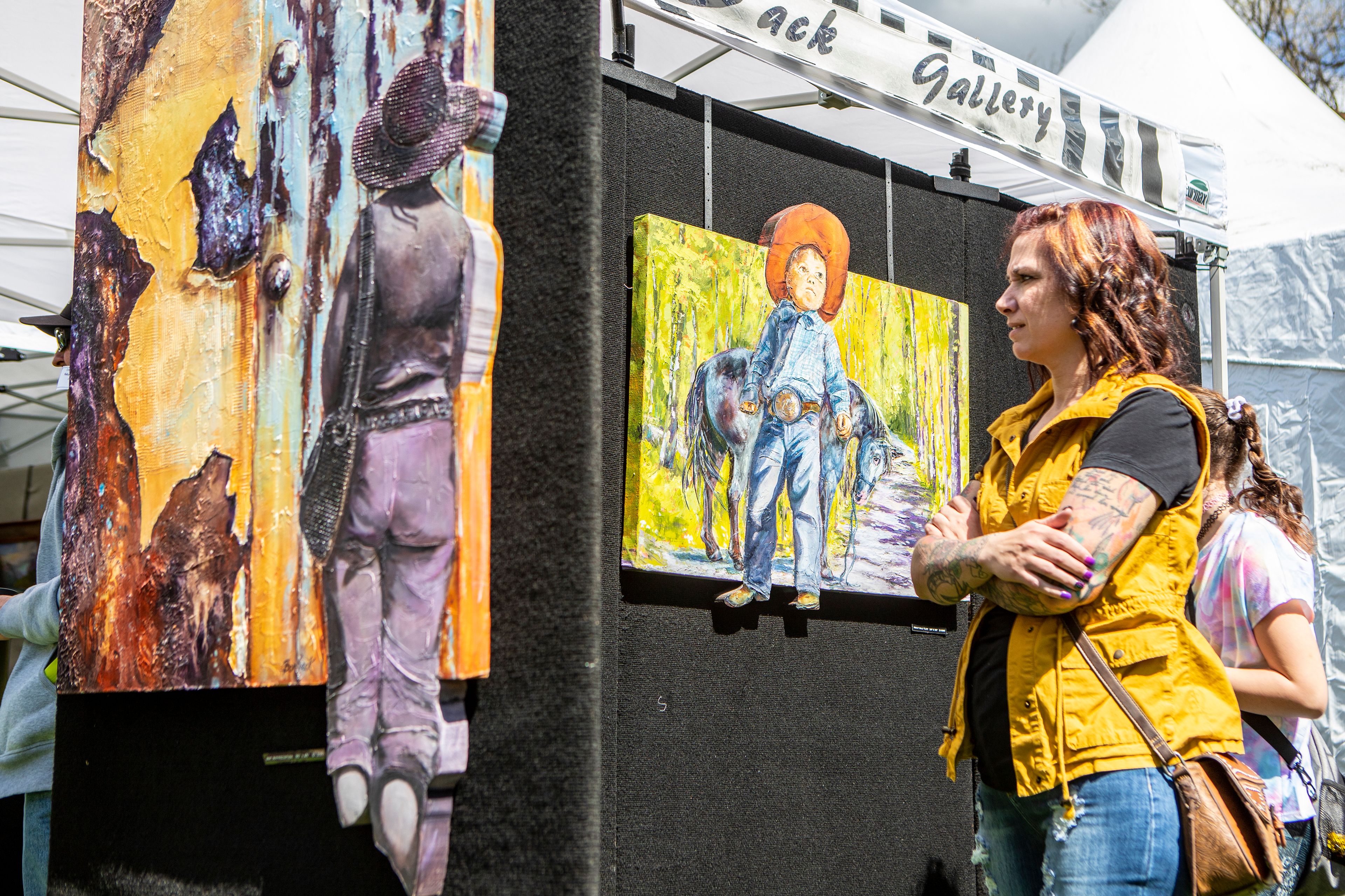 Art Under the Elms issues call for vendors, volunteers