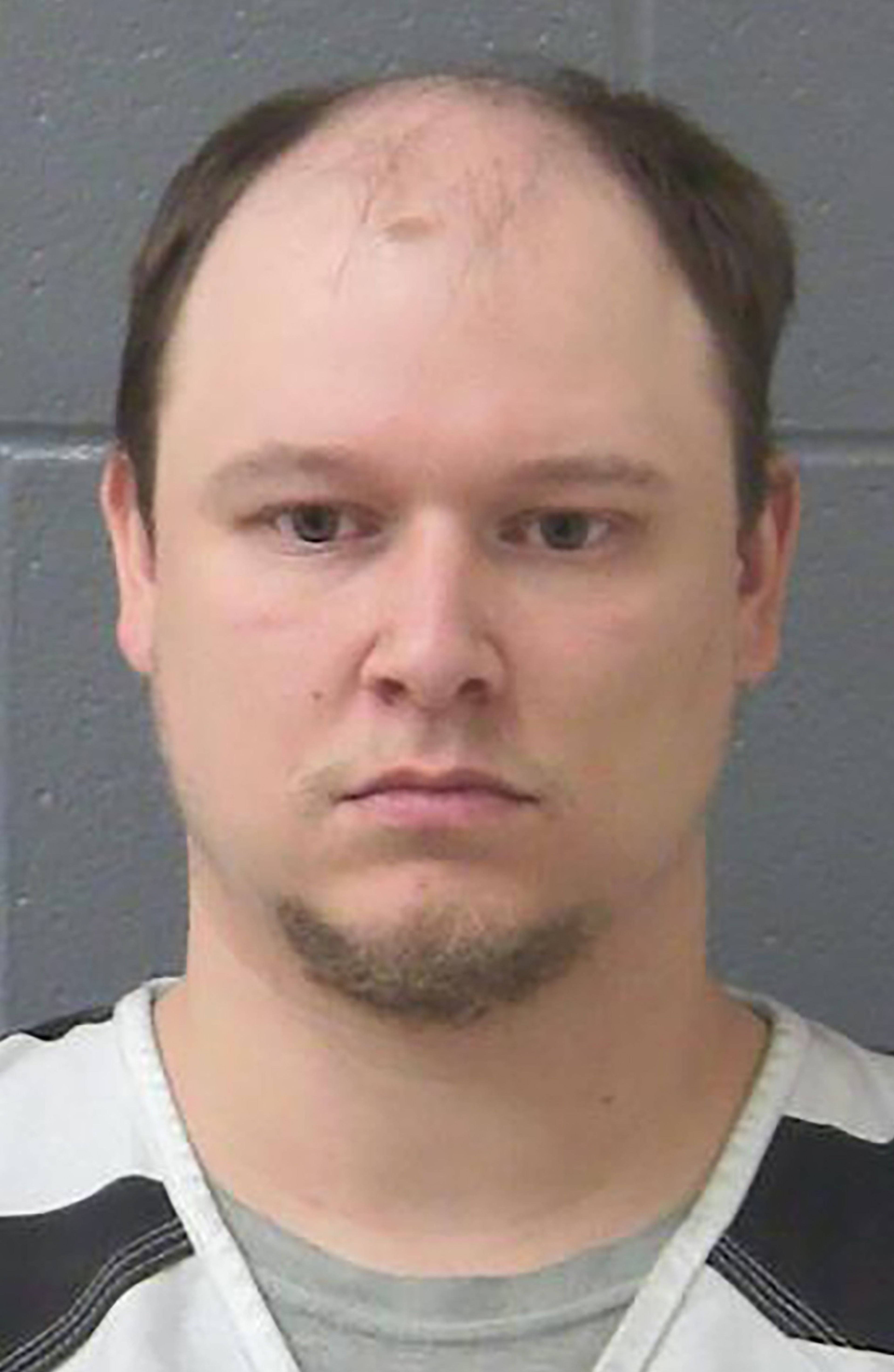 Lewiston man accused of sharing child porn and having sex chats with children