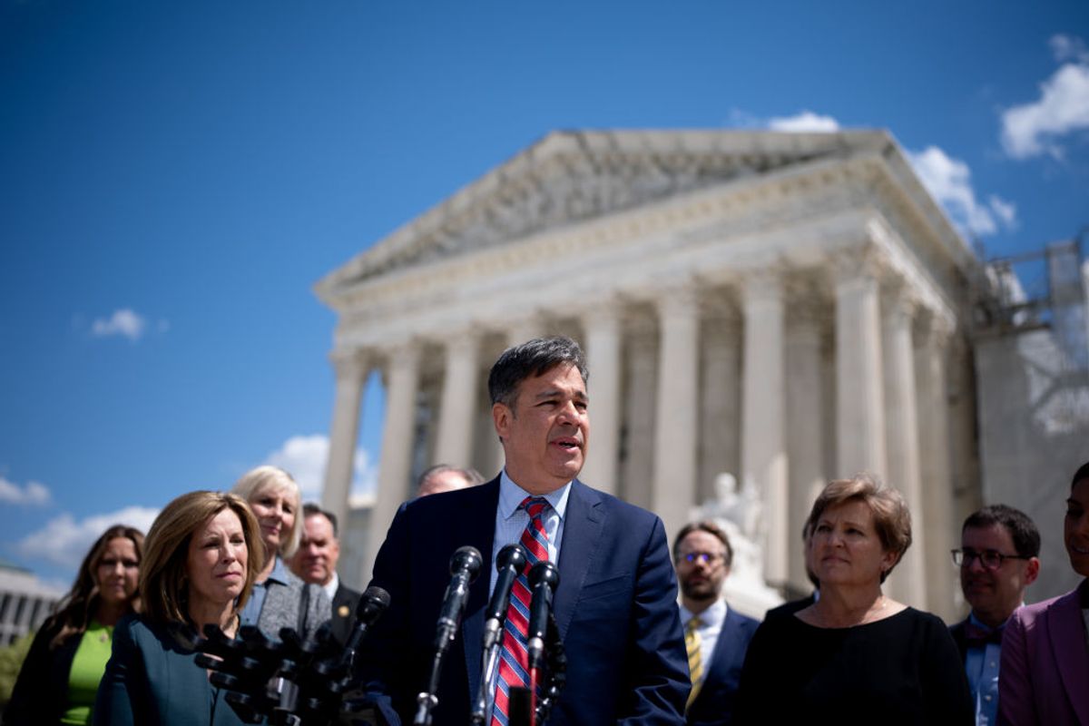 Judge denies Idaho AG’s attempt to dismiss abortion lawsuit