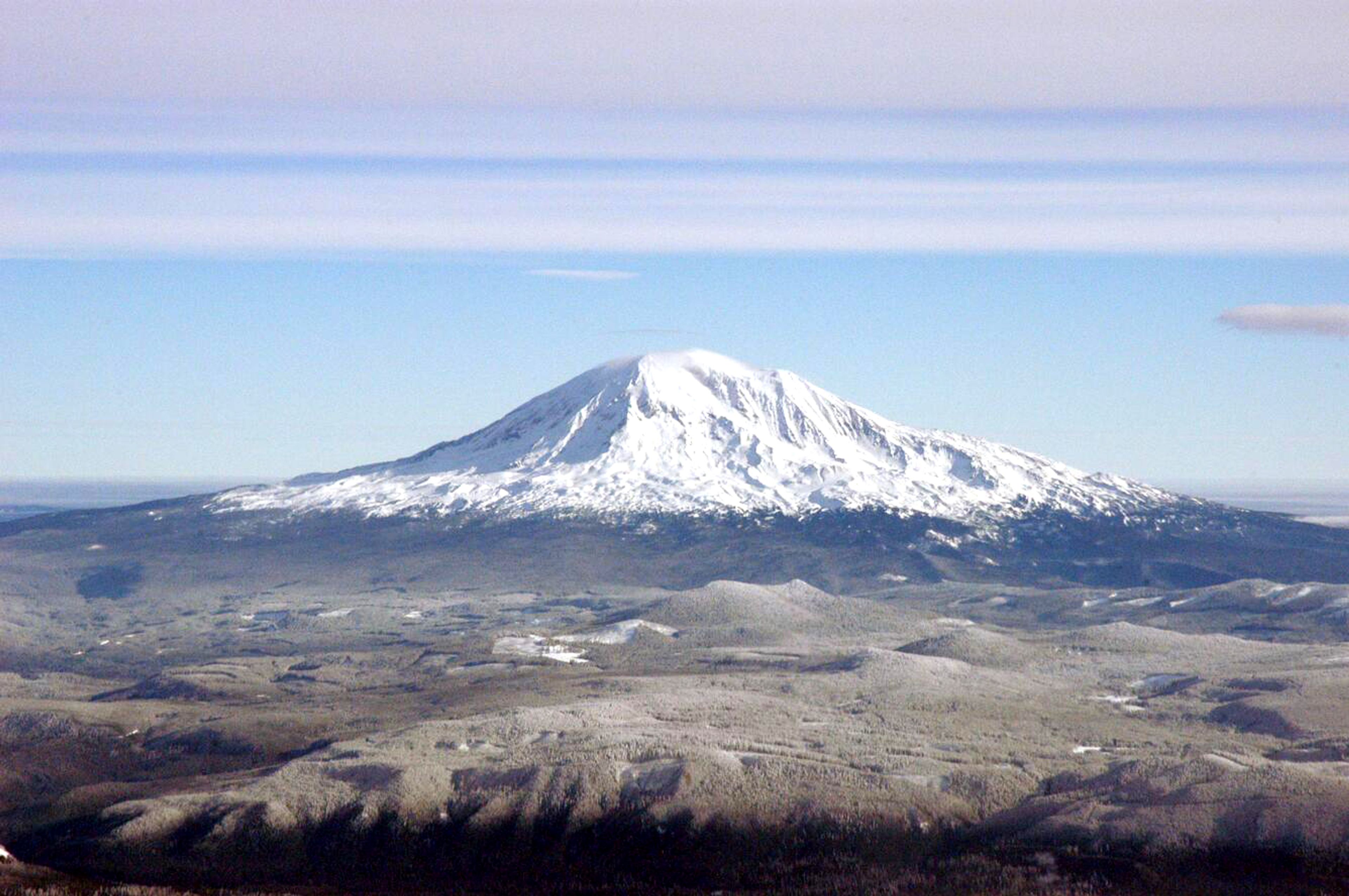 Grumbles from Mt. Adams, but no eruption expected