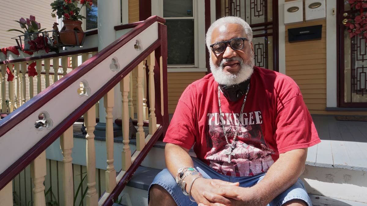 "I Lost Everything" – A Milwaukee Pastor'S Message Of Hope And Healing - xuscj44